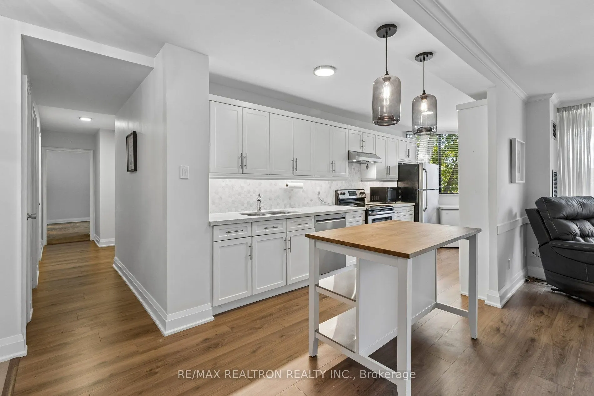 40 Baif Boulevard #208