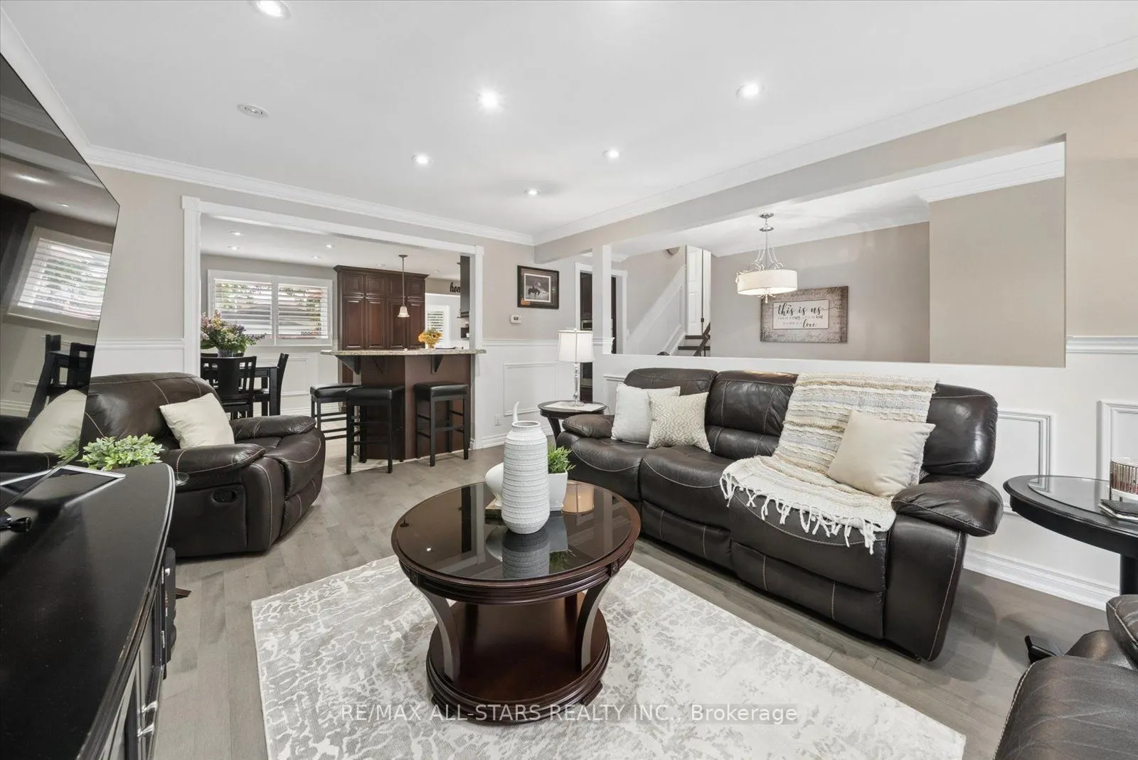 31 Crown Crescent