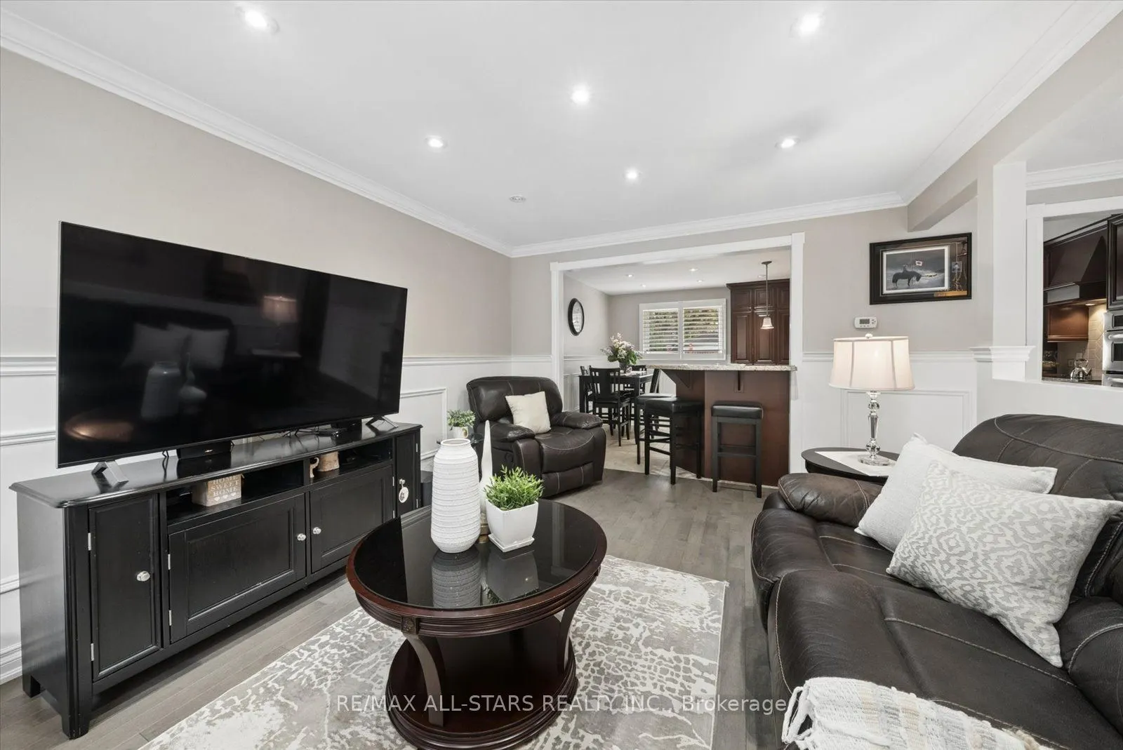 31 Crown Crescent