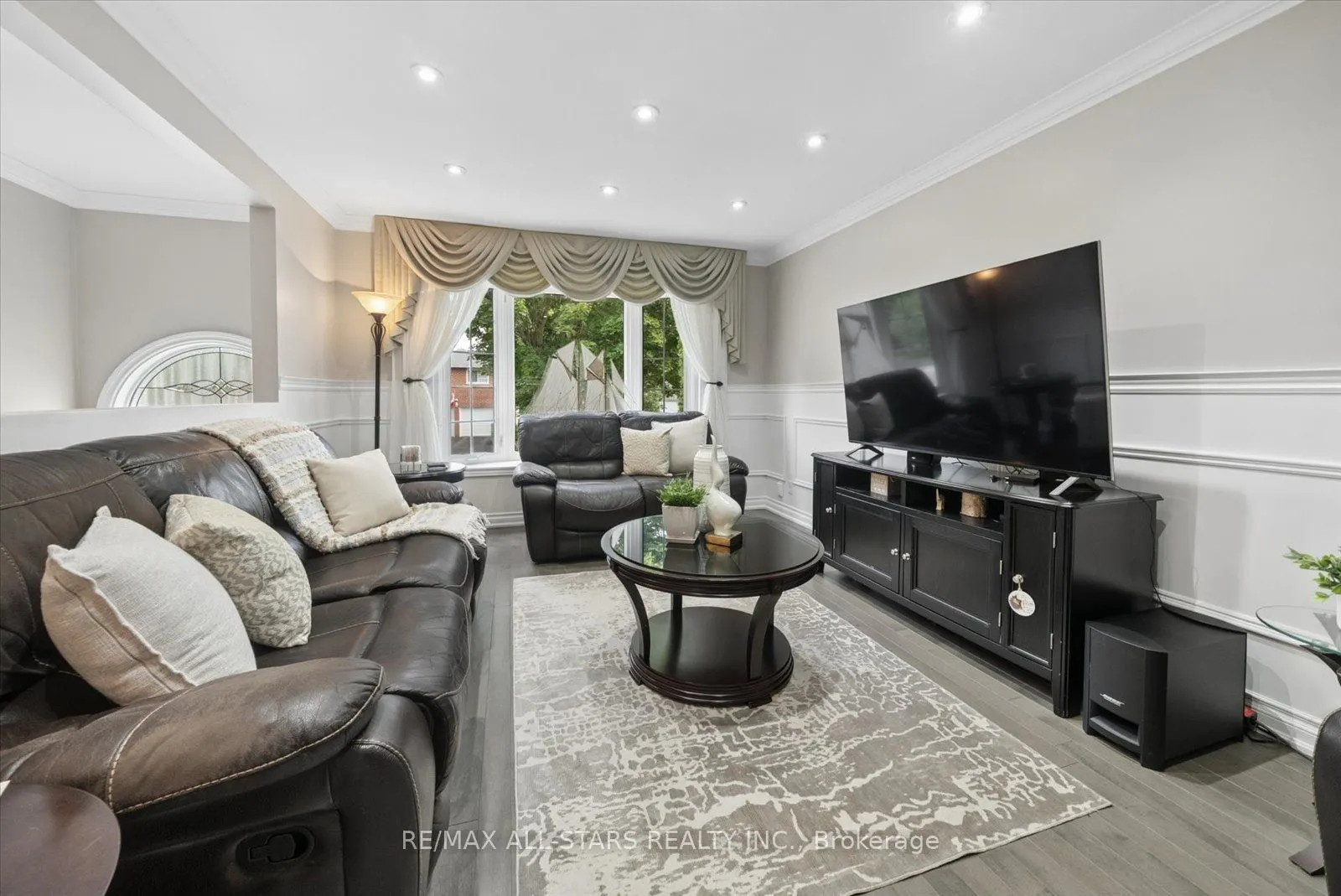 31 Crown Crescent