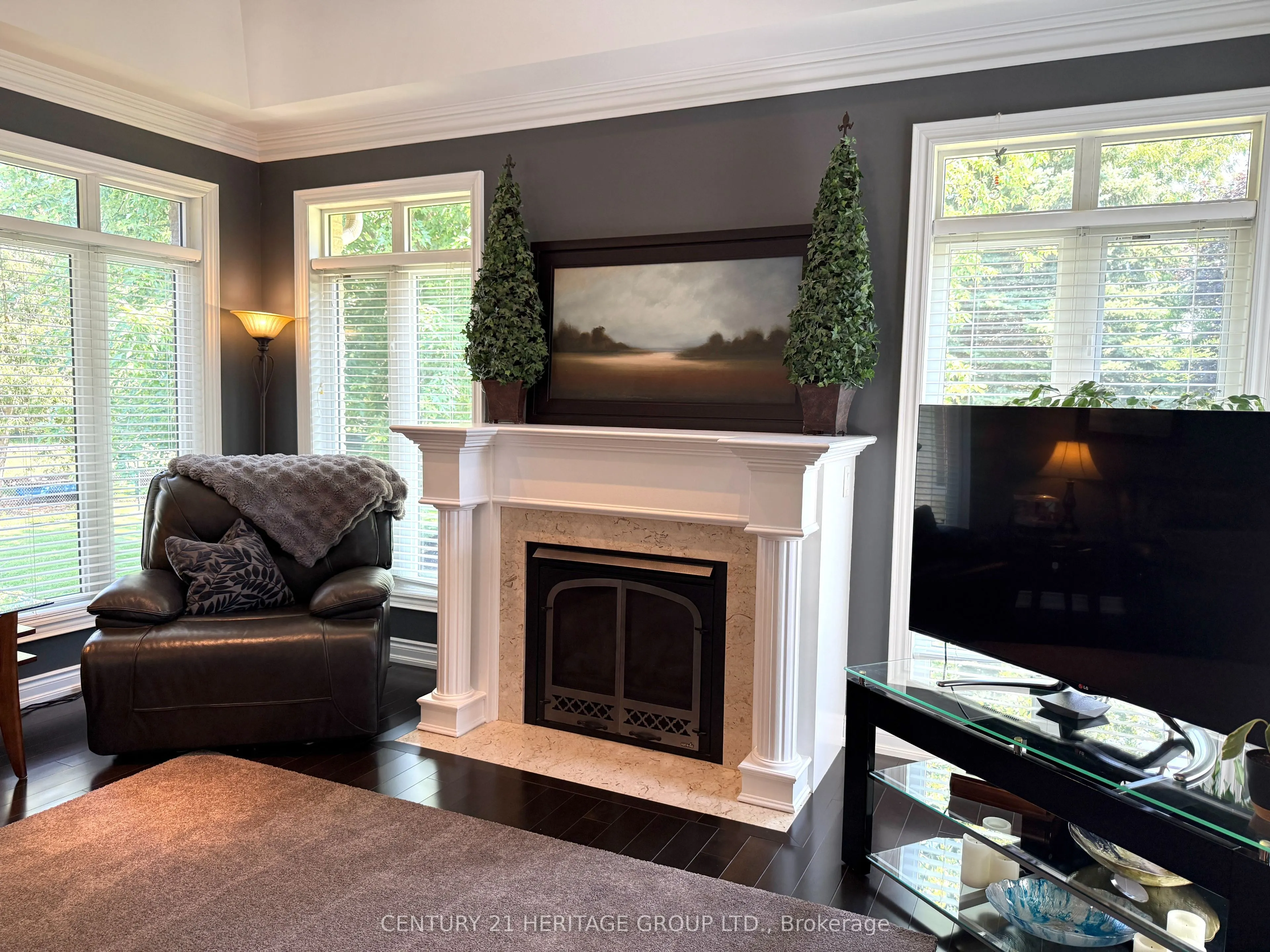 49 Shore Crescent