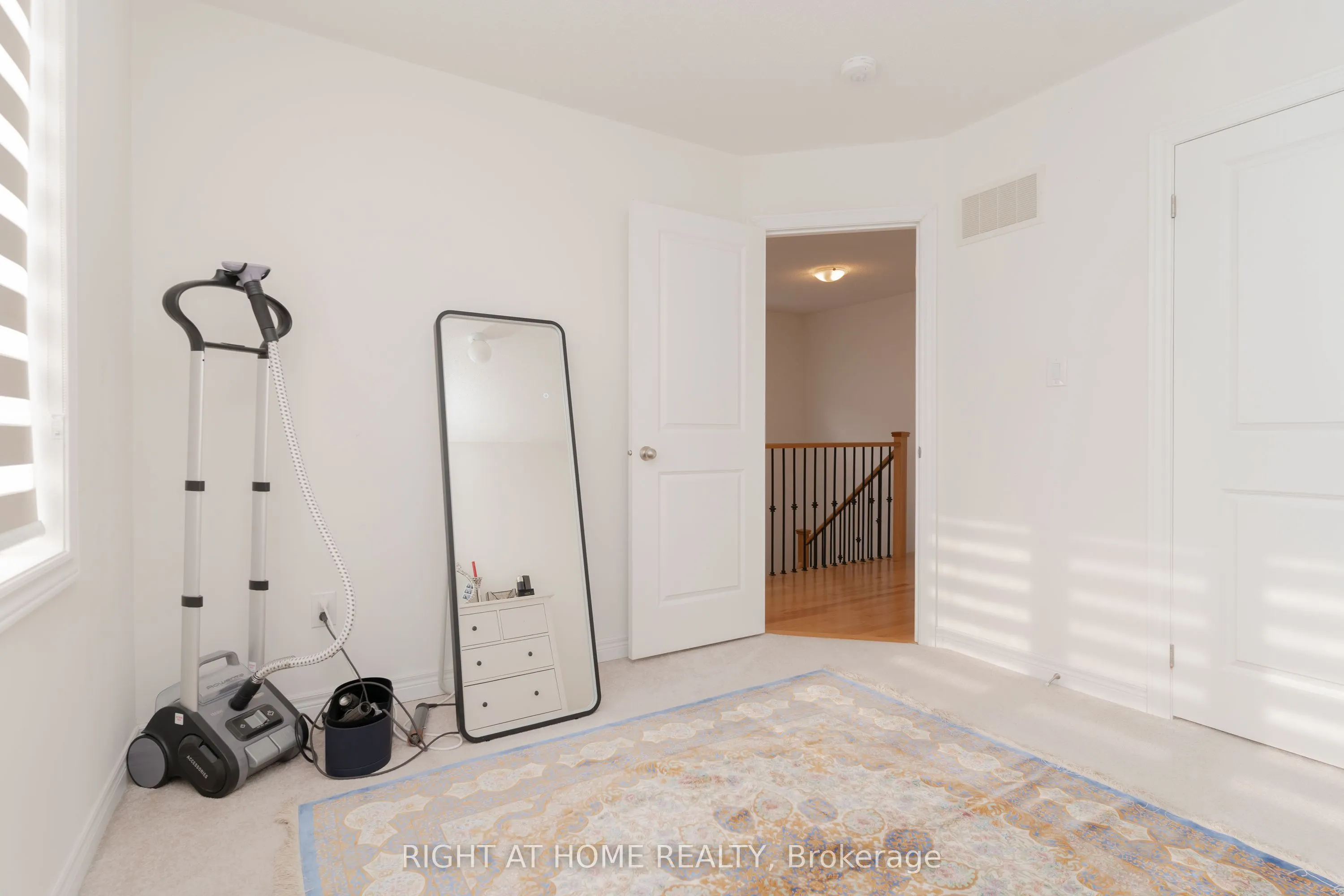 12 Globemaster Lane