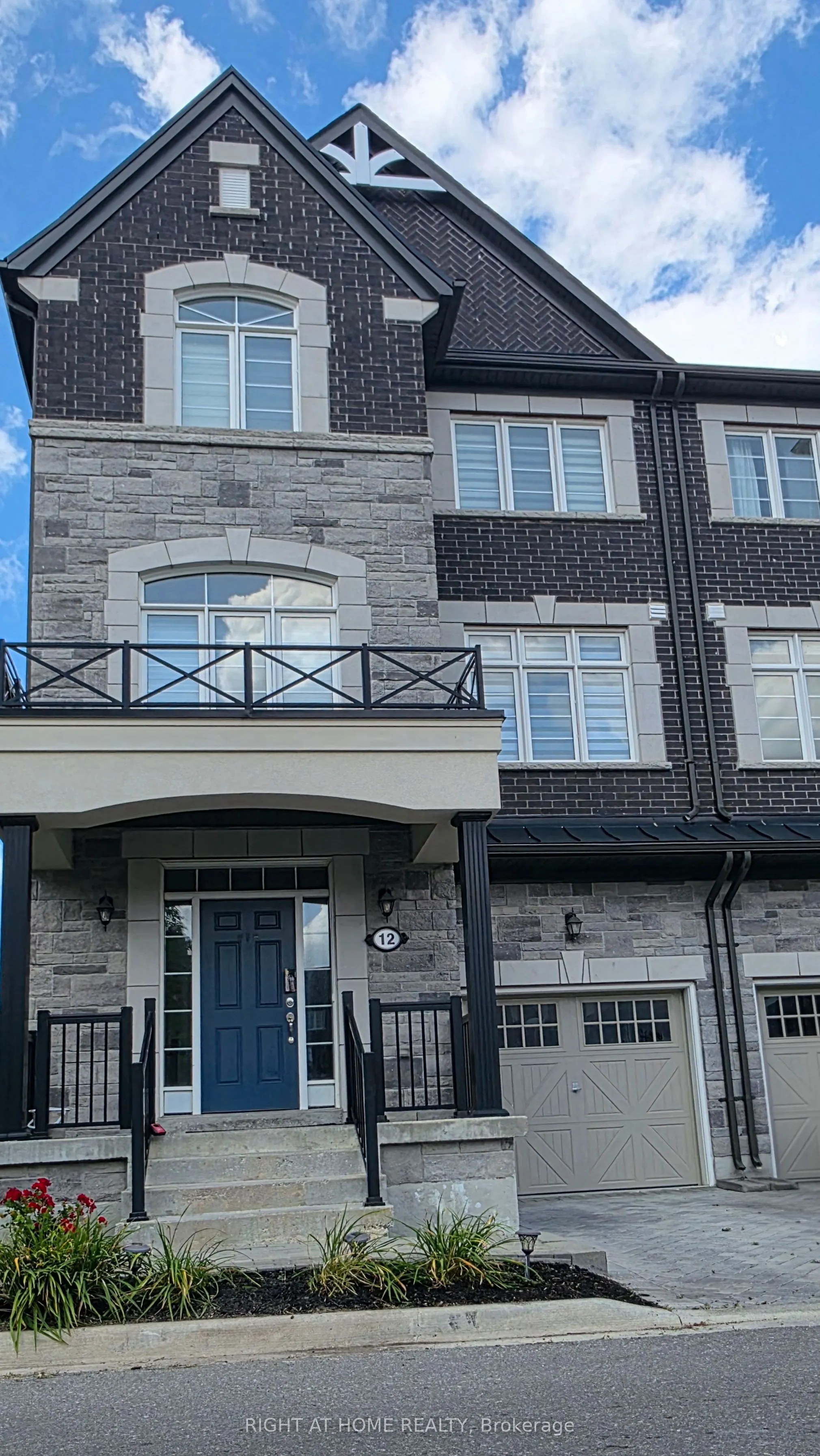 12 Globemaster Lane