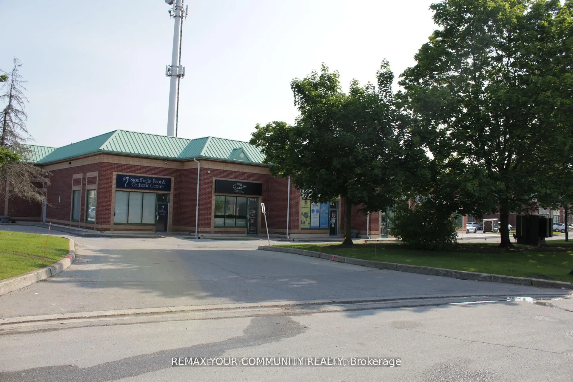 100 Ringwood Drive #6