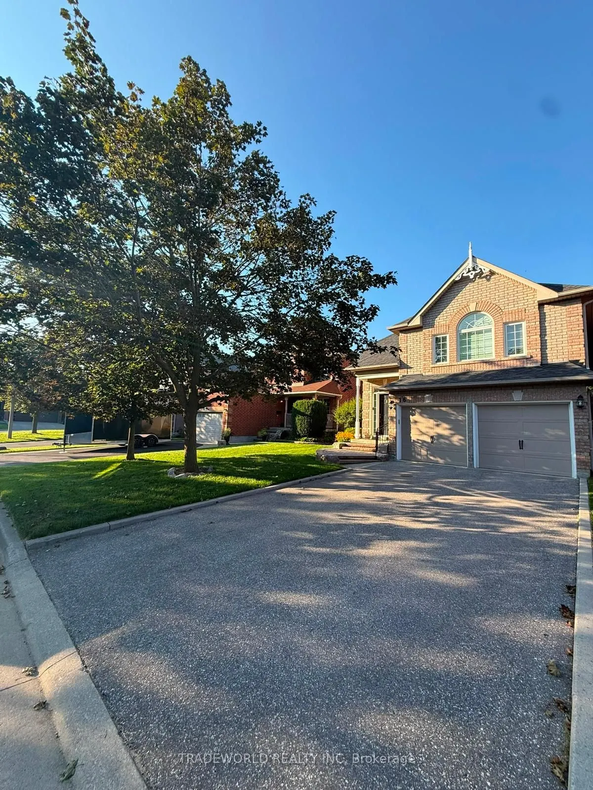 16 Chessman Court