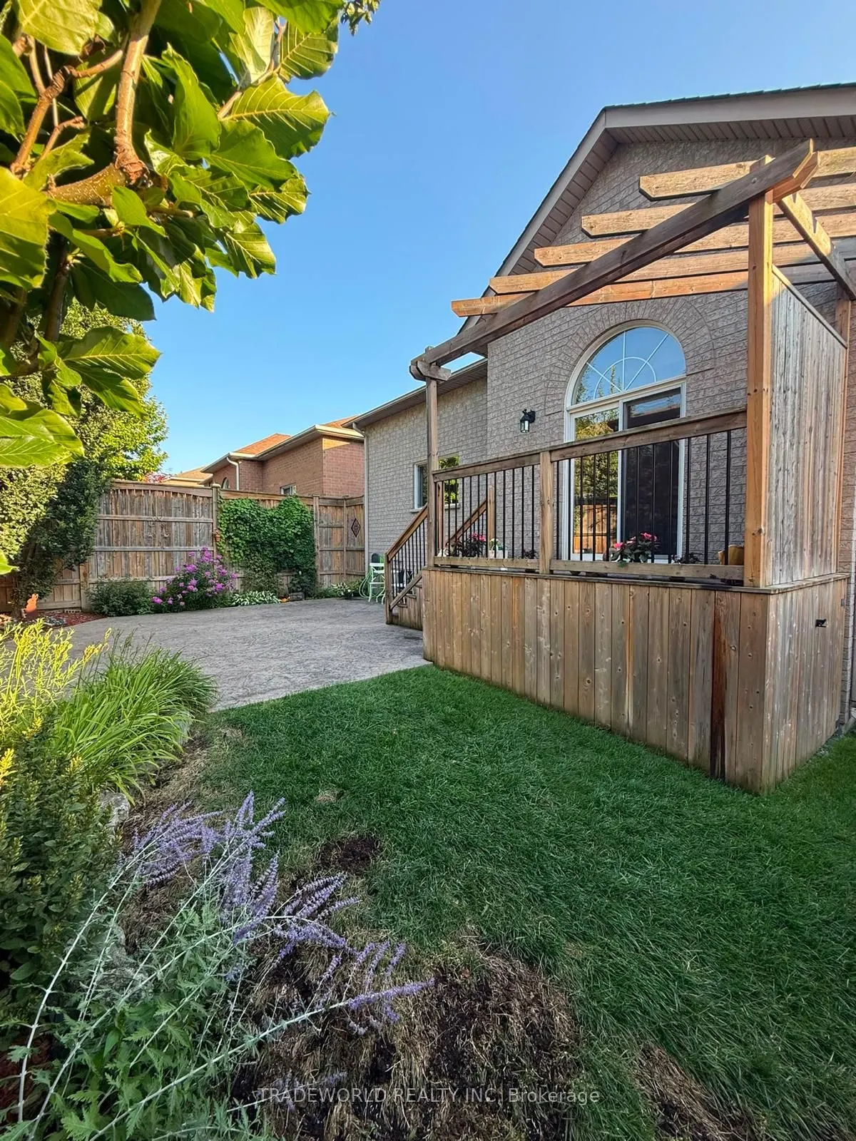 16 Chessman Court