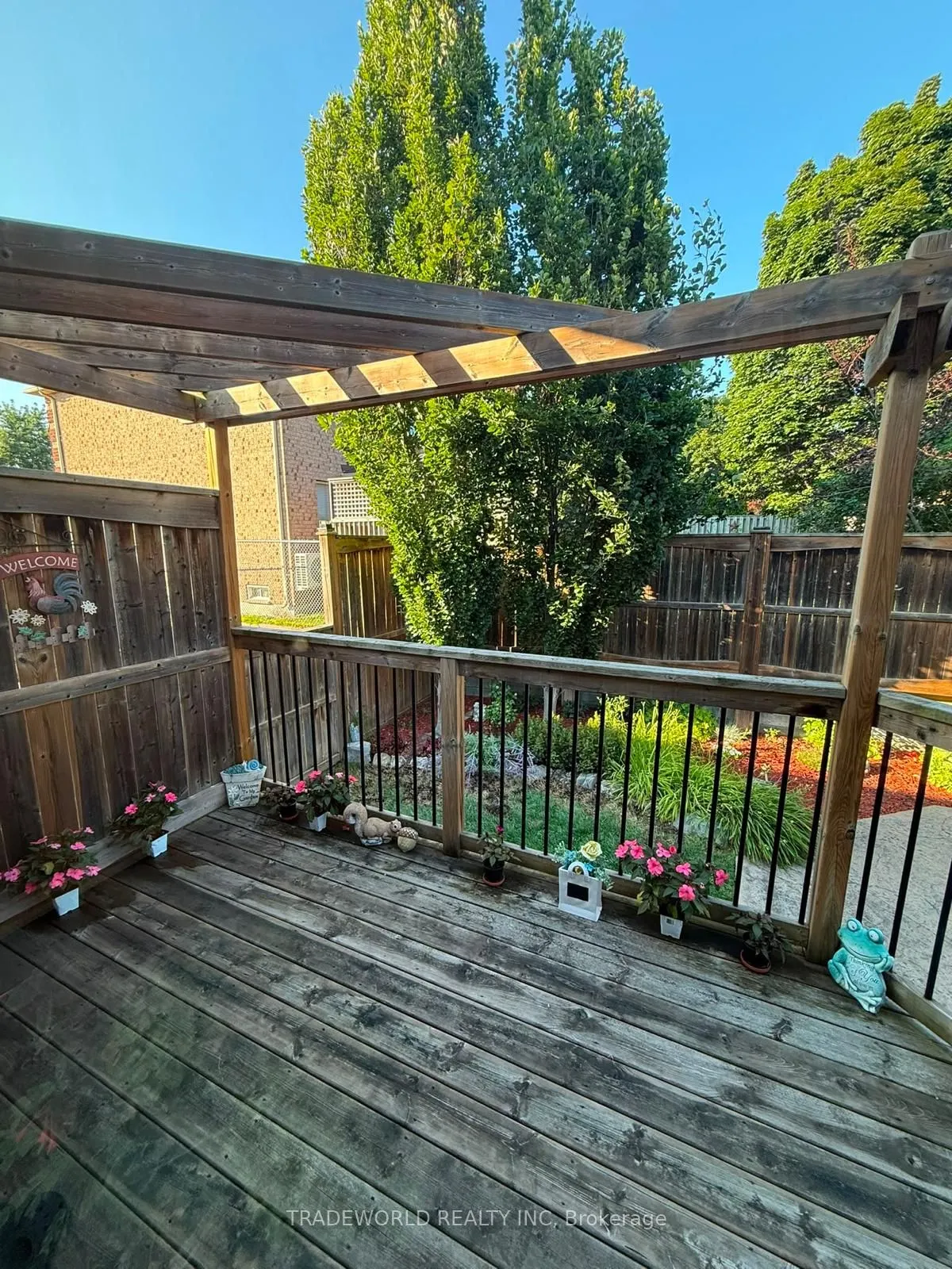 16 Chessman Court