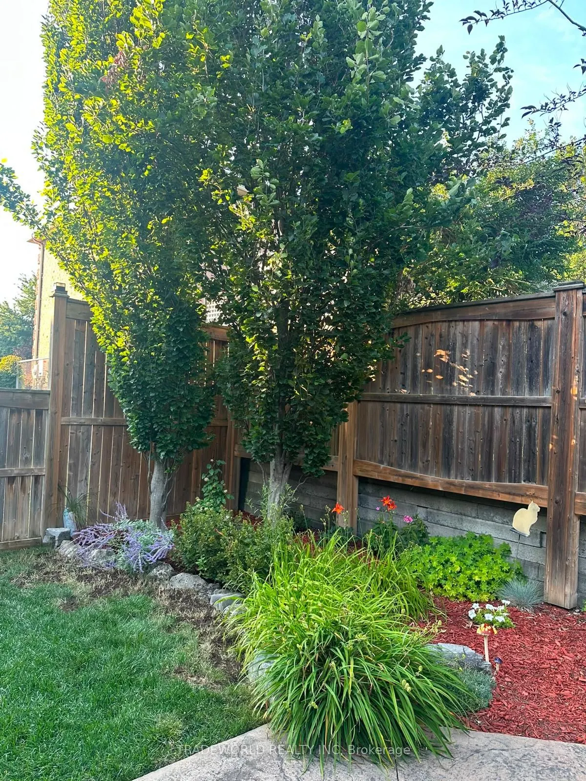 16 Chessman Court