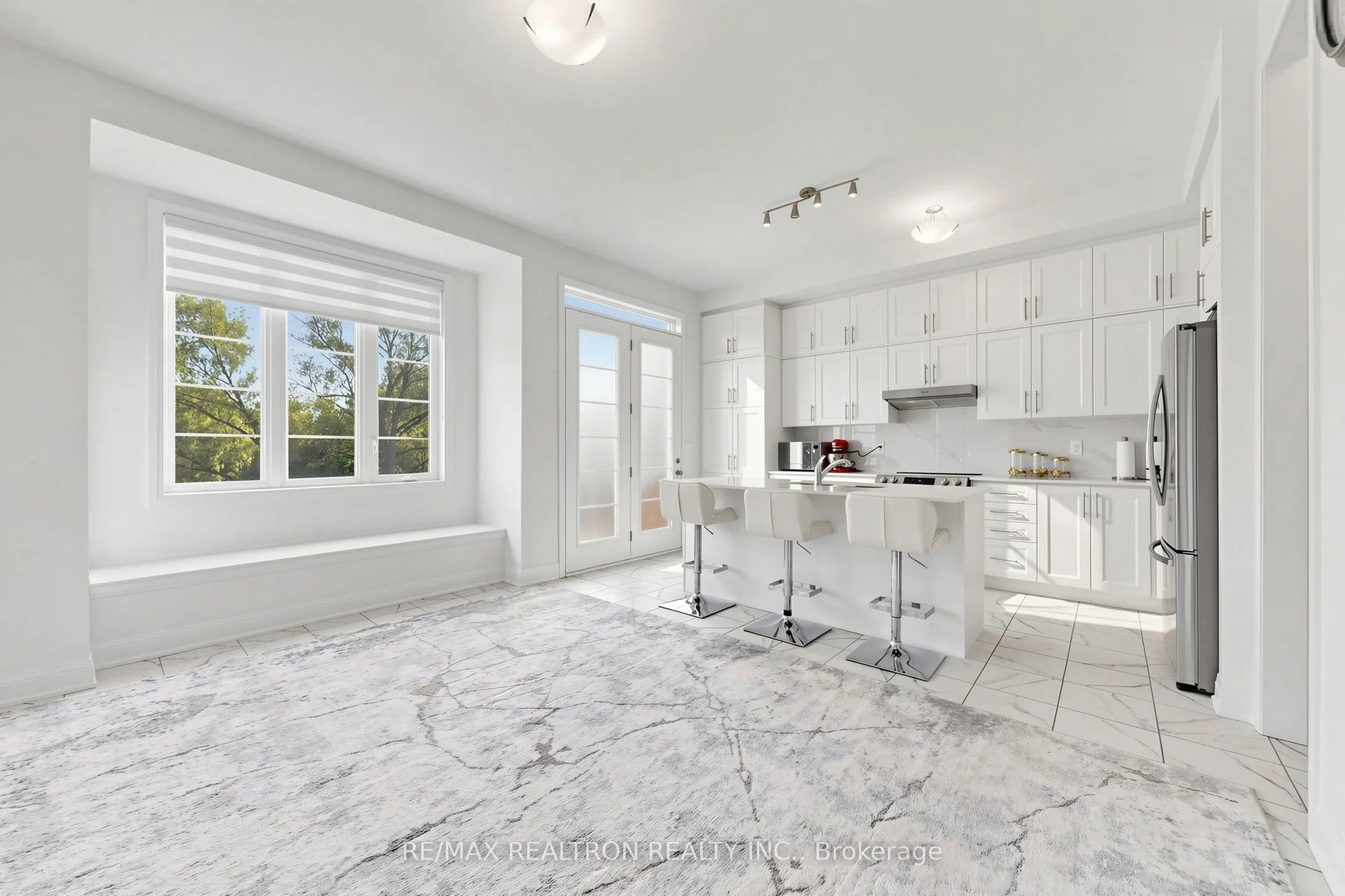 20 Fair Winds Lane