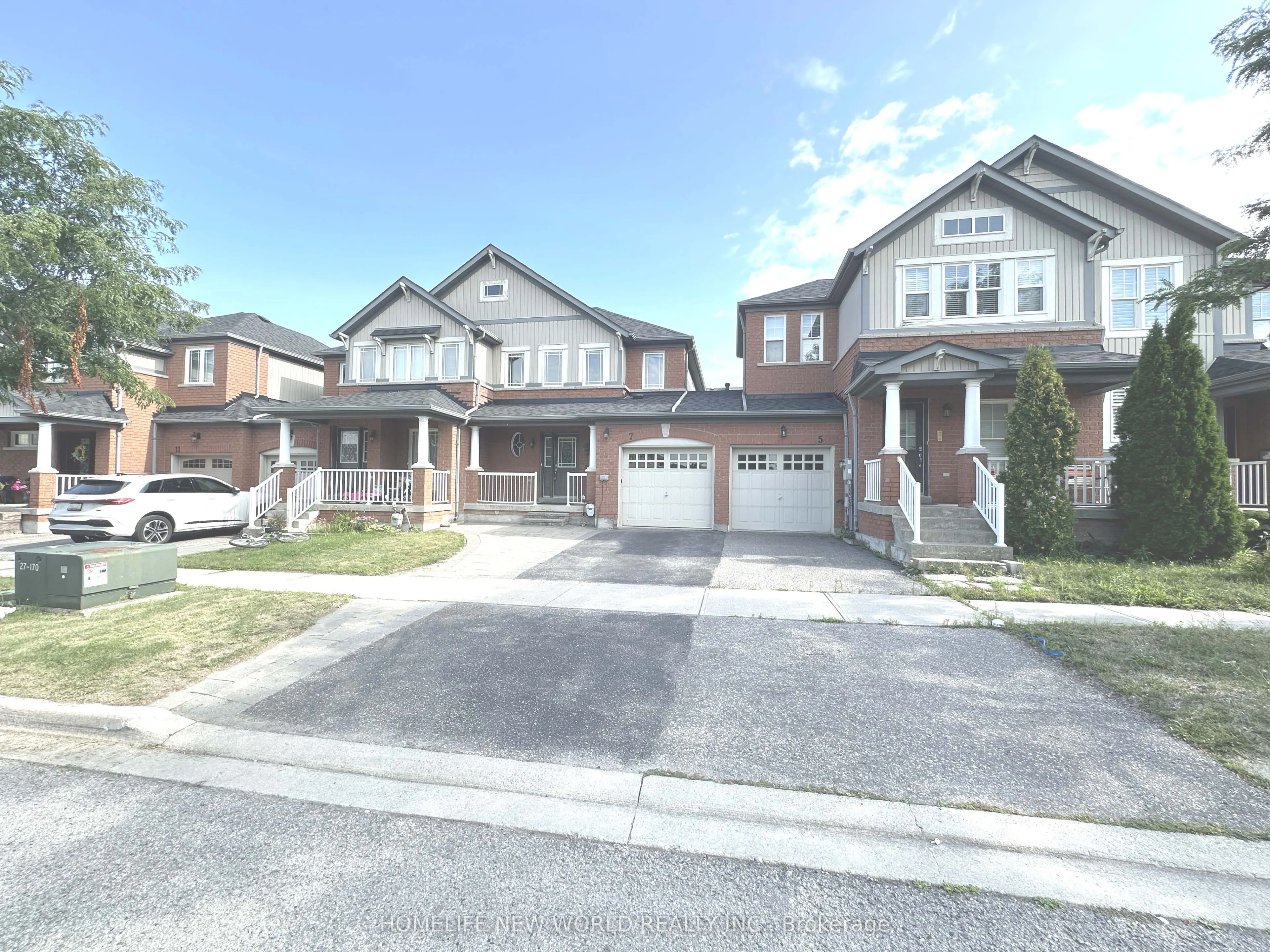 7 Ulson Drive S