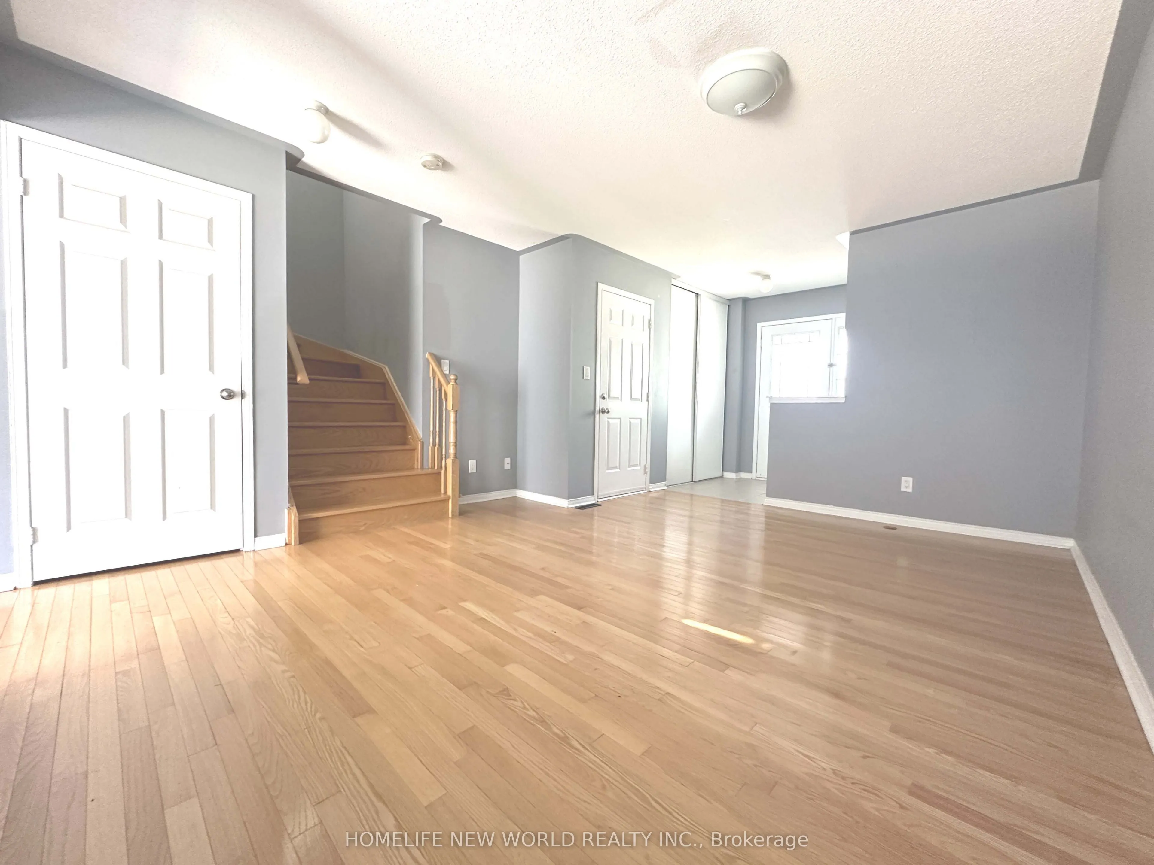 7 Ulson Drive S