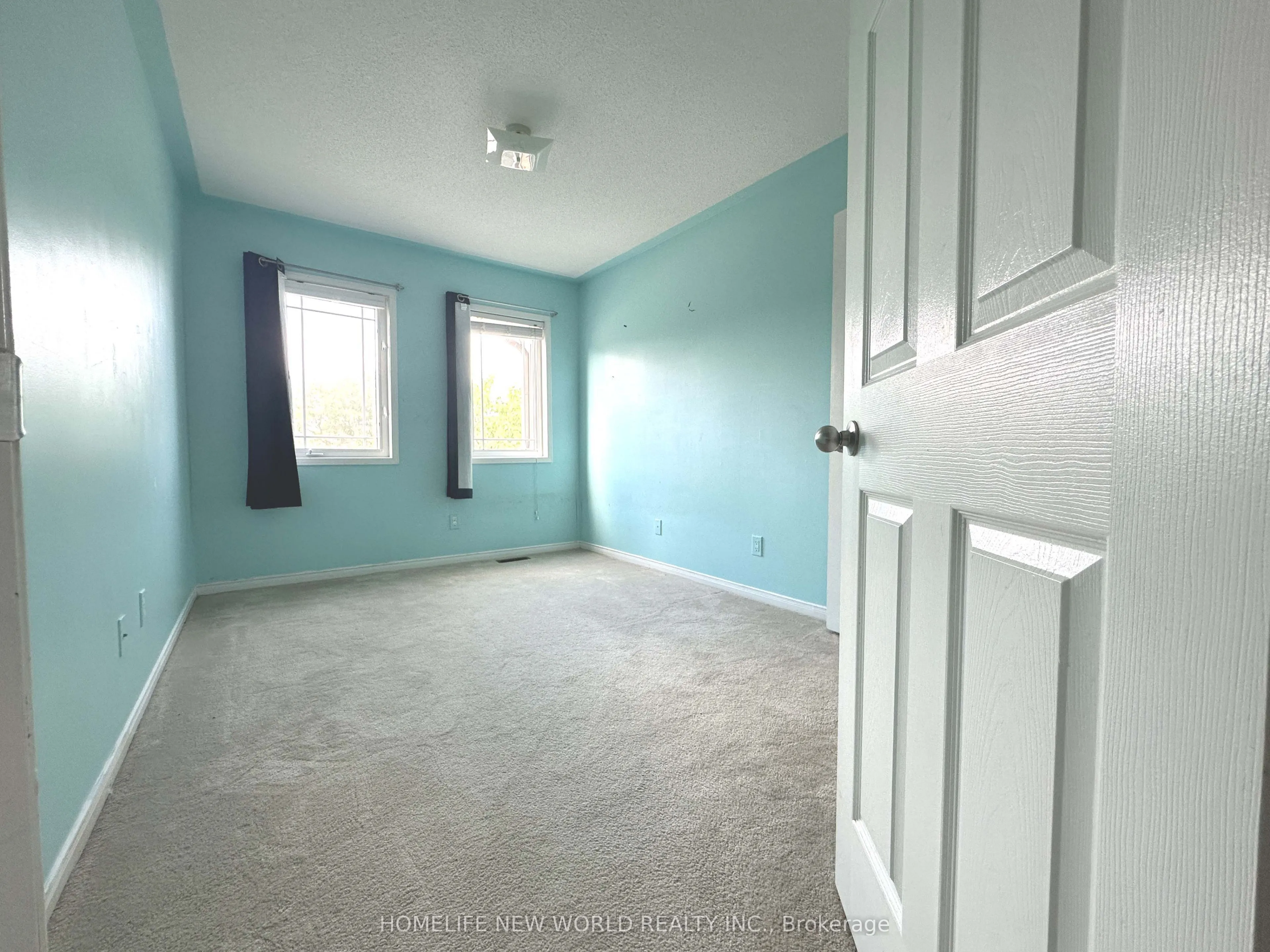 7 Ulson Drive S