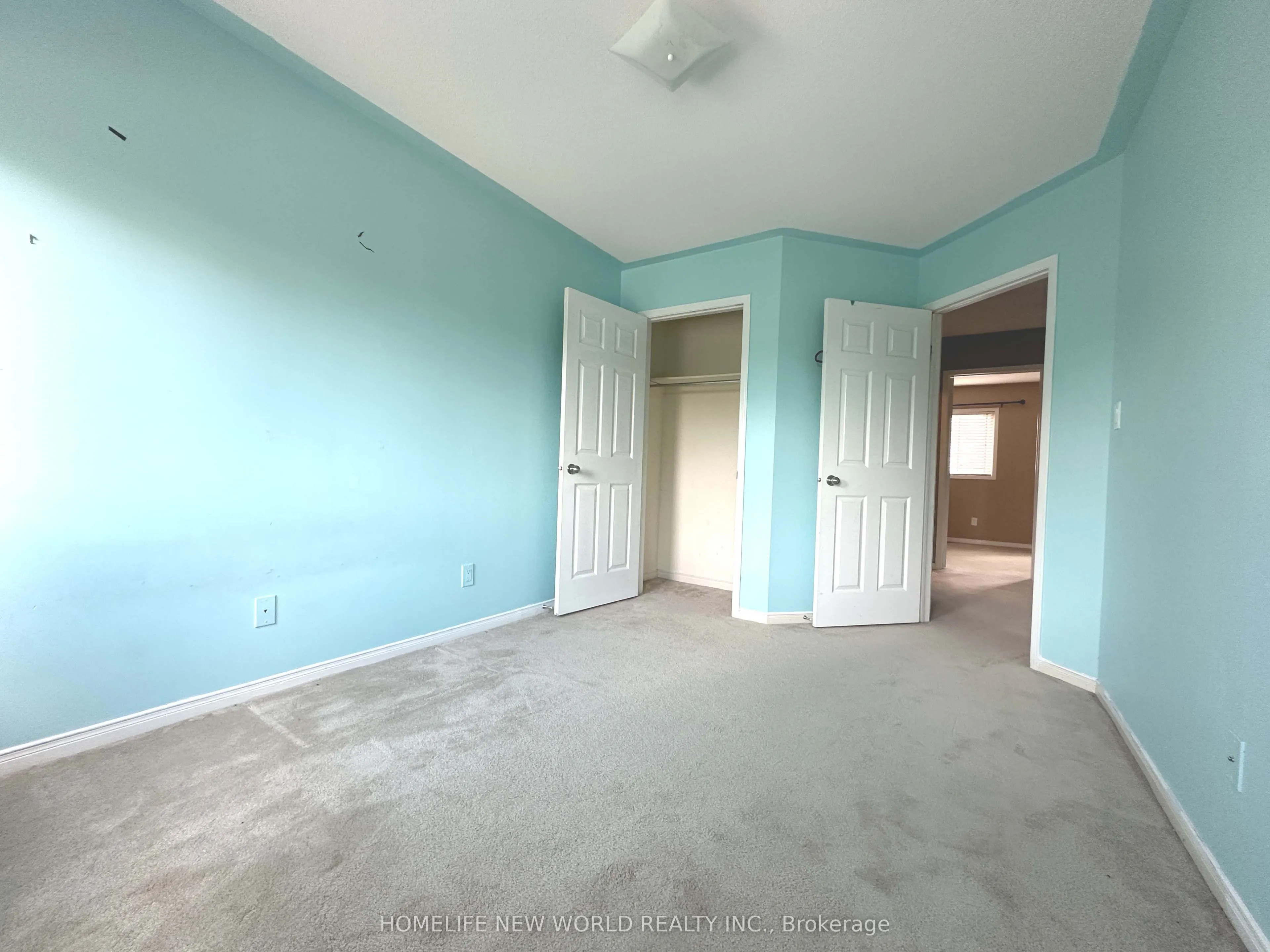 7 Ulson Drive S
