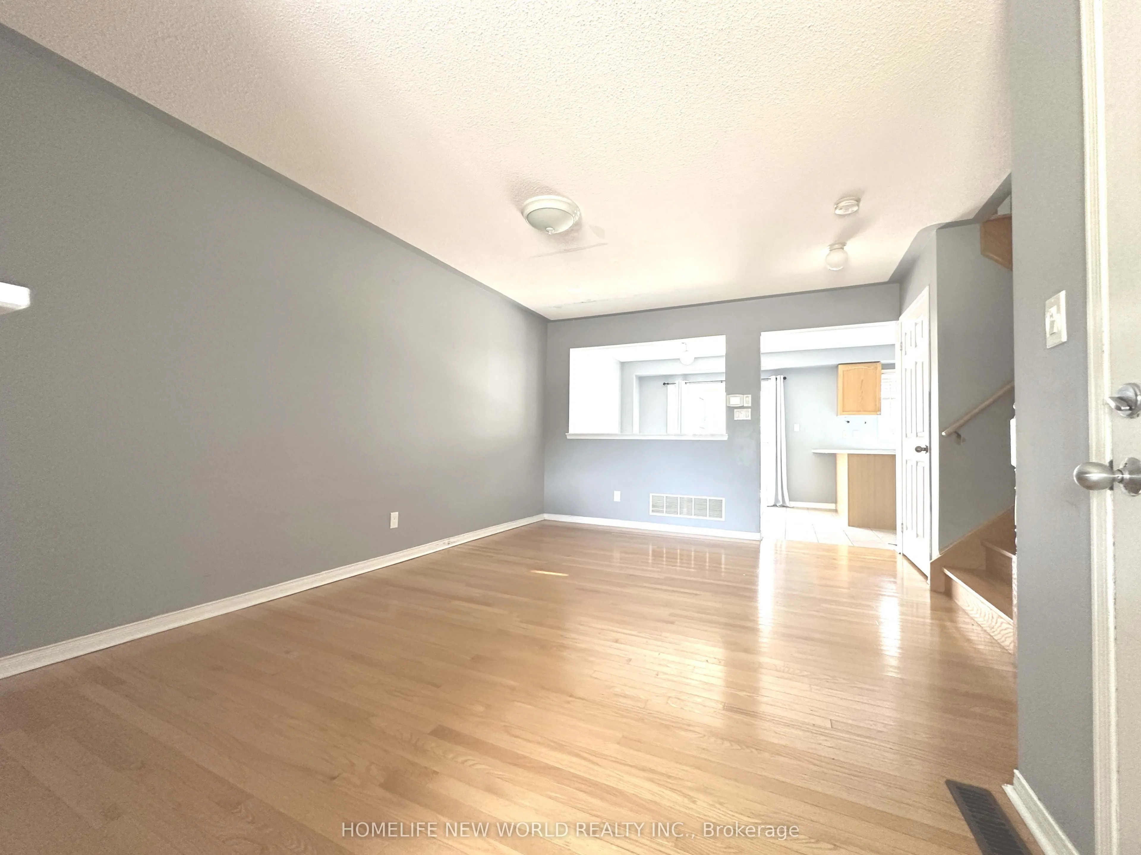 7 Ulson Drive S