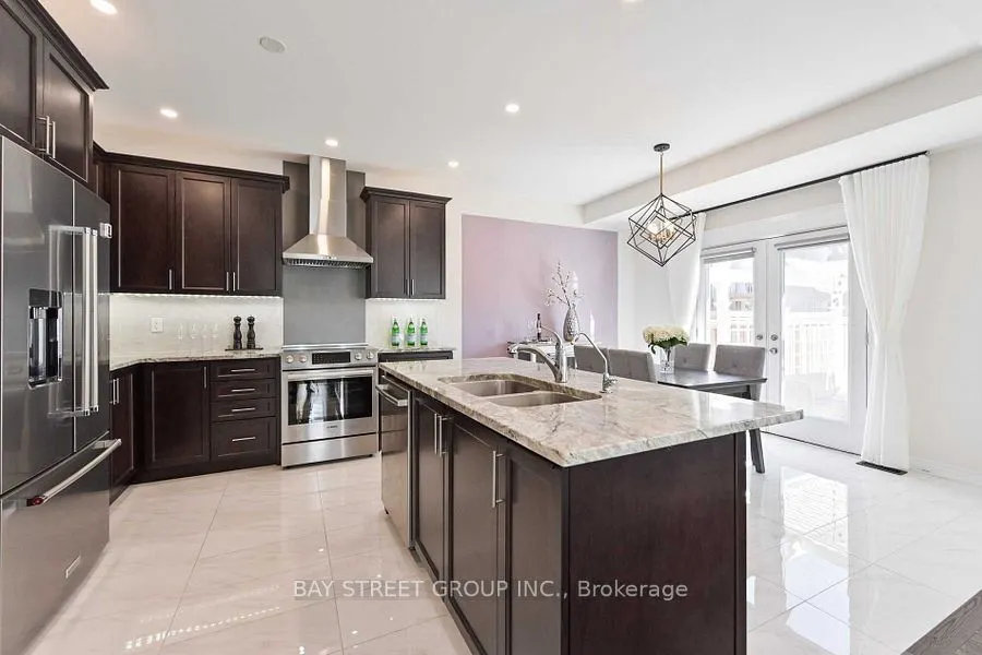 44 Clara May Avenue