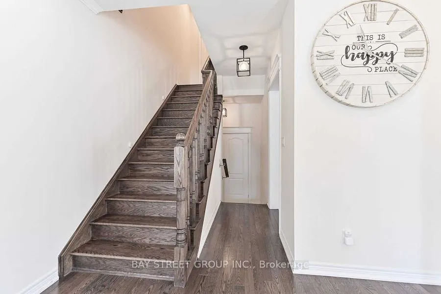 44 Clara May Avenue