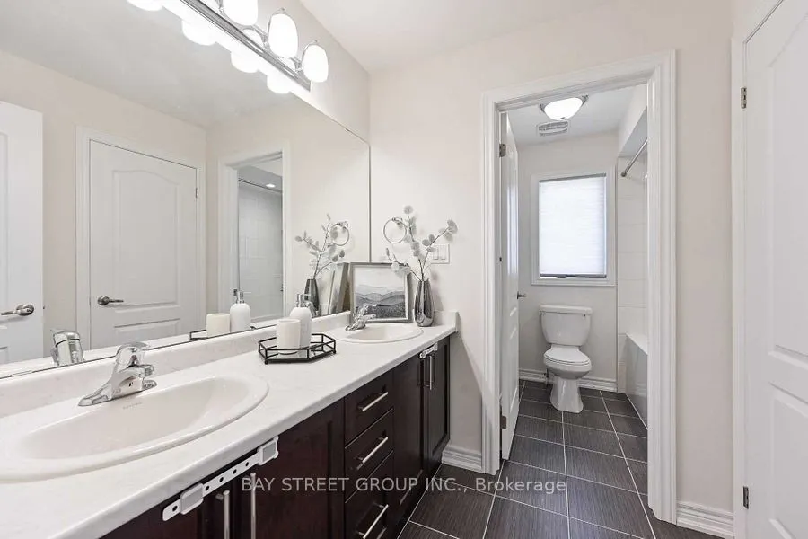 44 Clara May Avenue