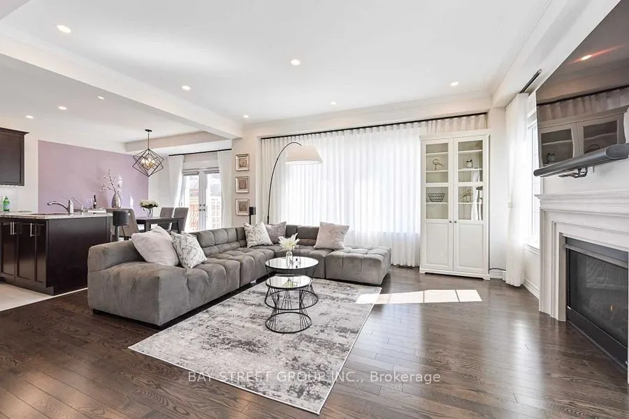 44 Clara May Avenue