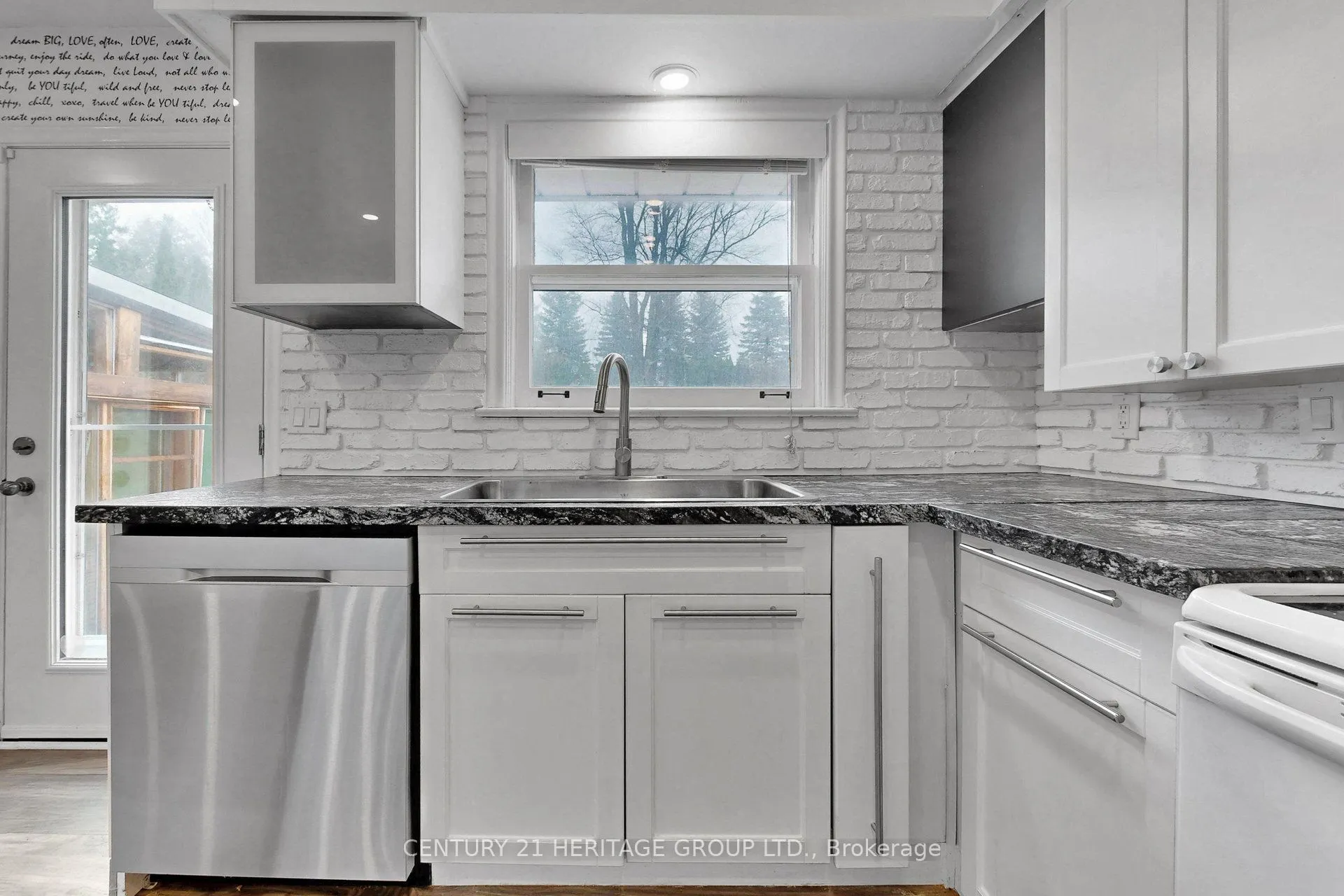 19 Oakbank Road