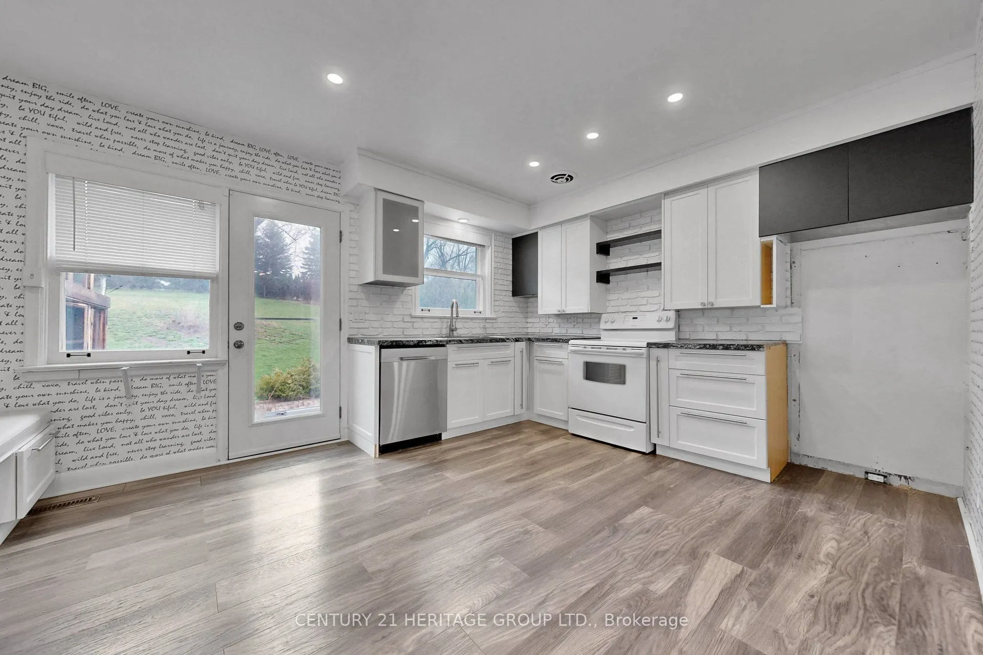 19 Oakbank Road