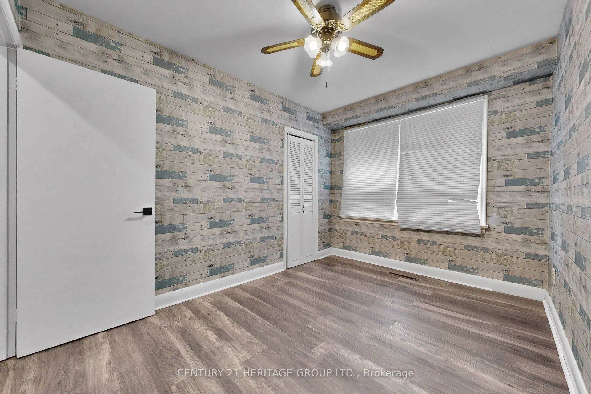 19 Oakbank Road