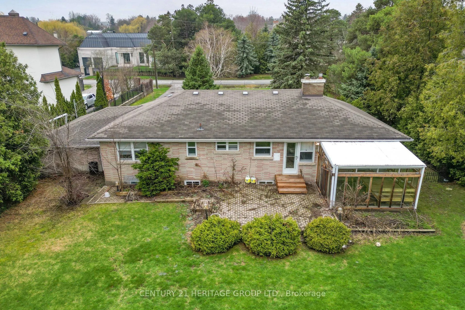 19 Oakbank Road
