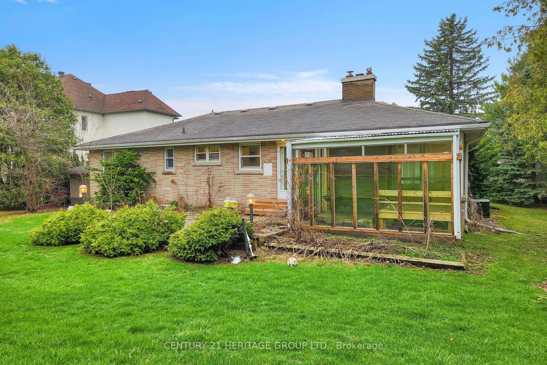 19 Oakbank Road