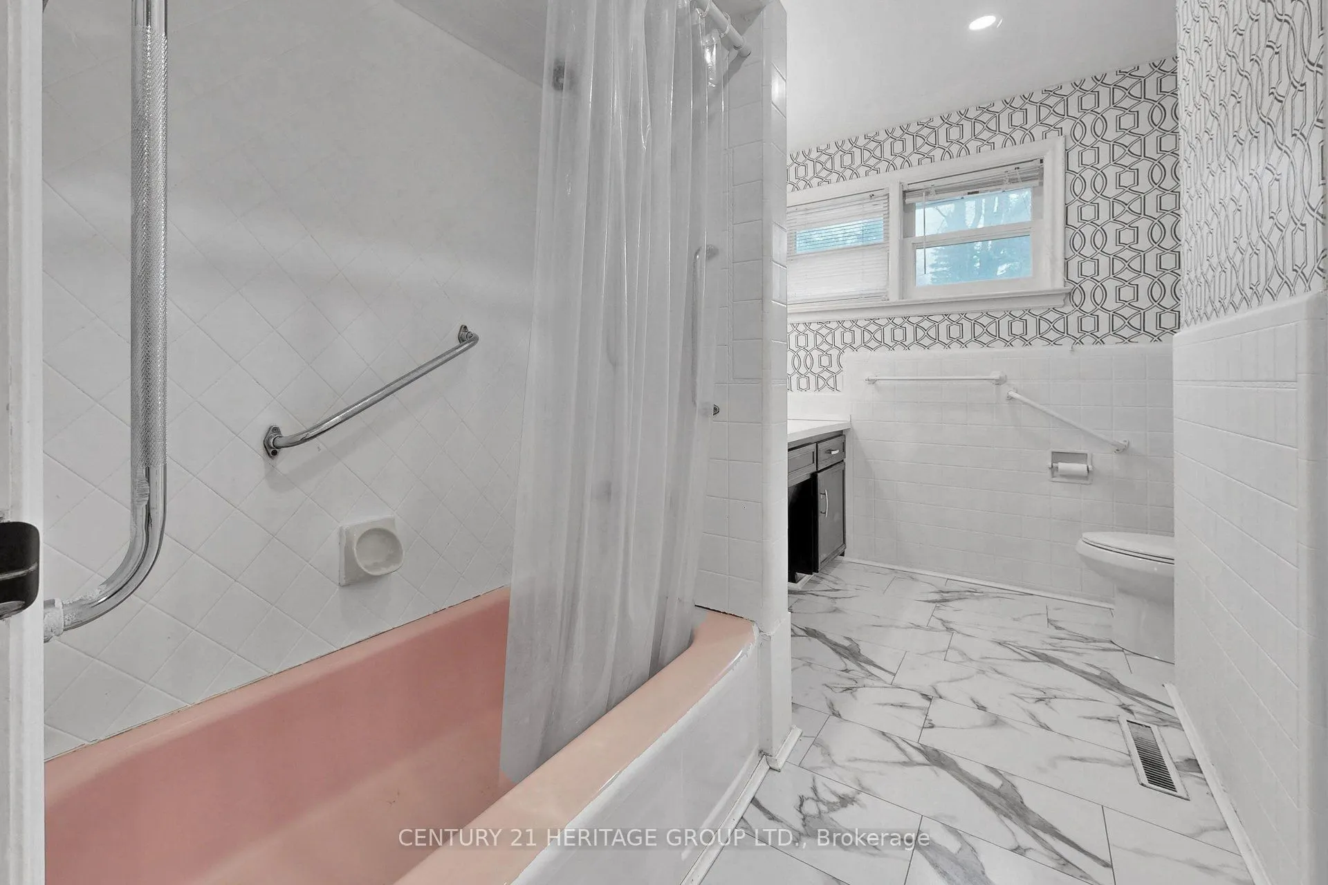 19 Oakbank Road