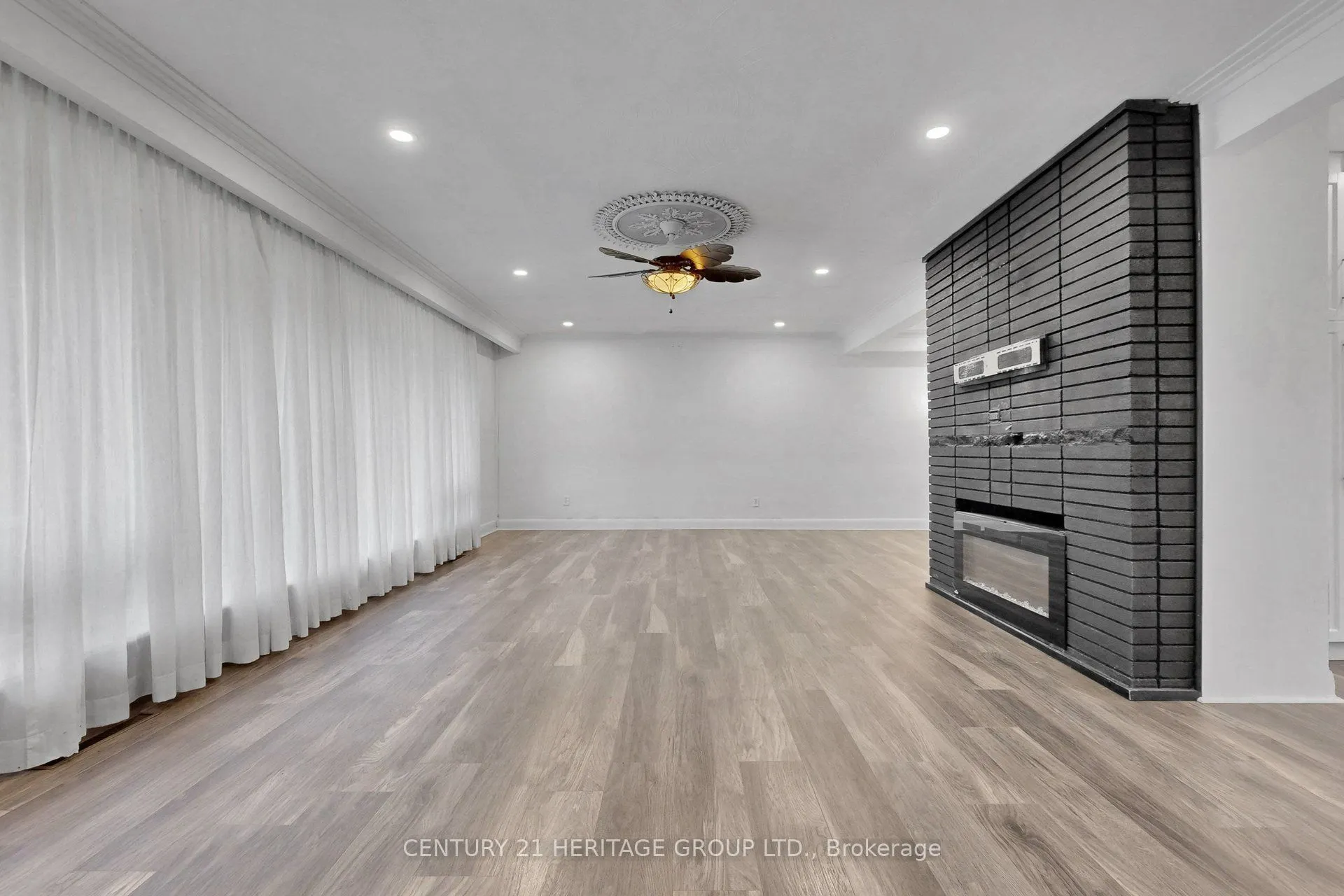 19 Oakbank Road
