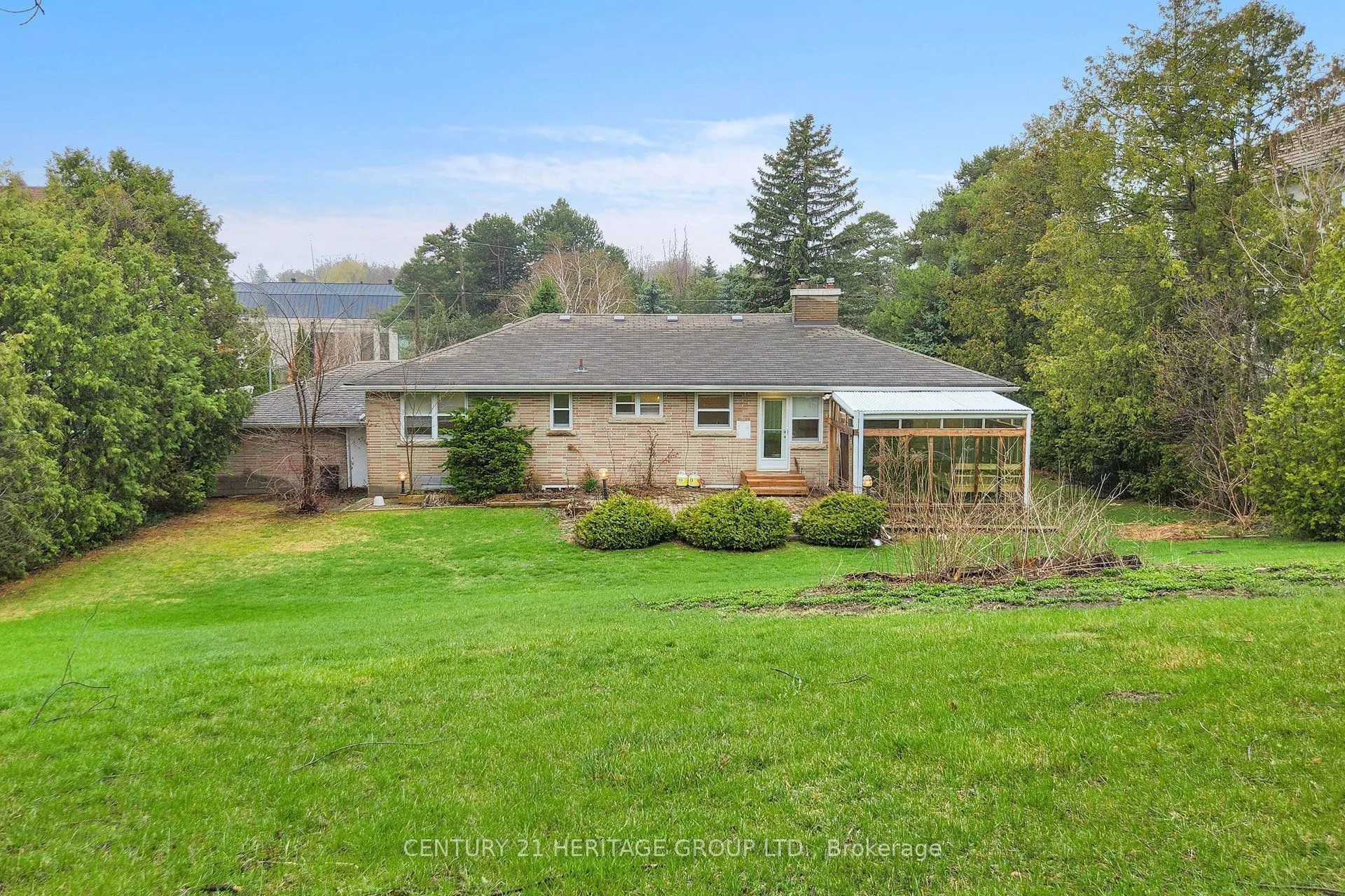 19 Oakbank Road