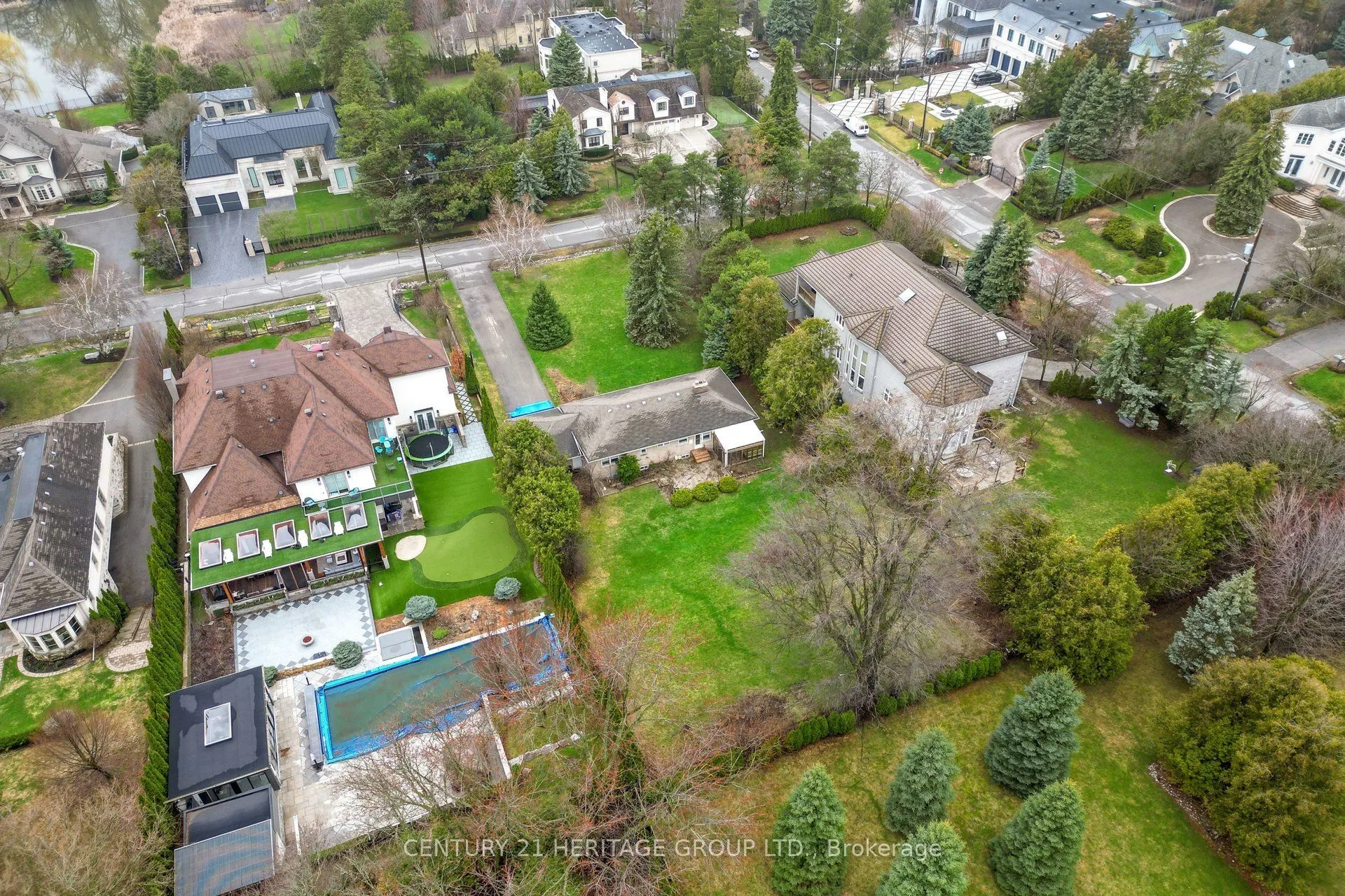19 Oakbank Road