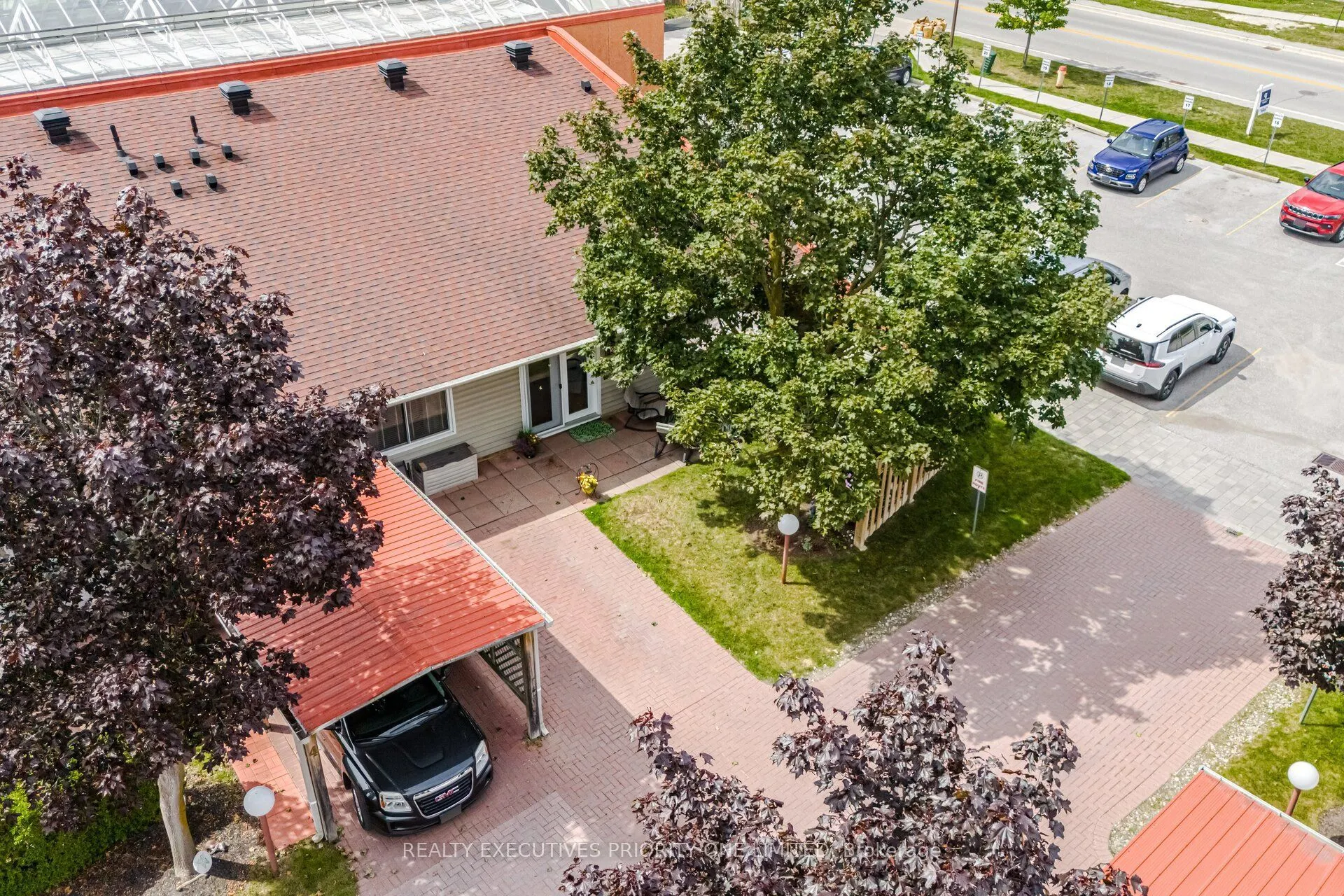 77 Mill Street E #2