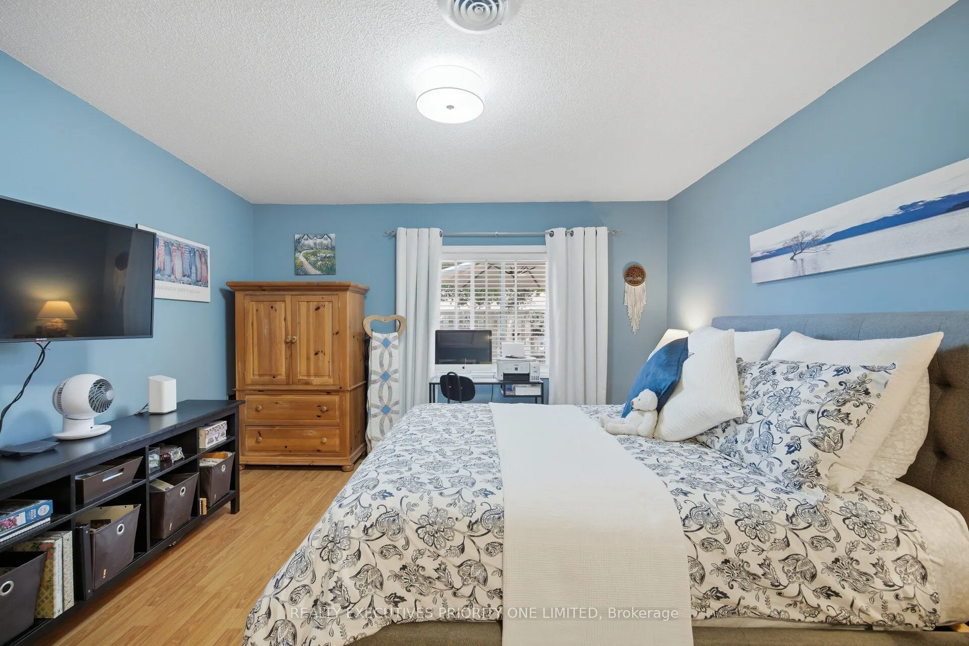 77 Mill Street E #2