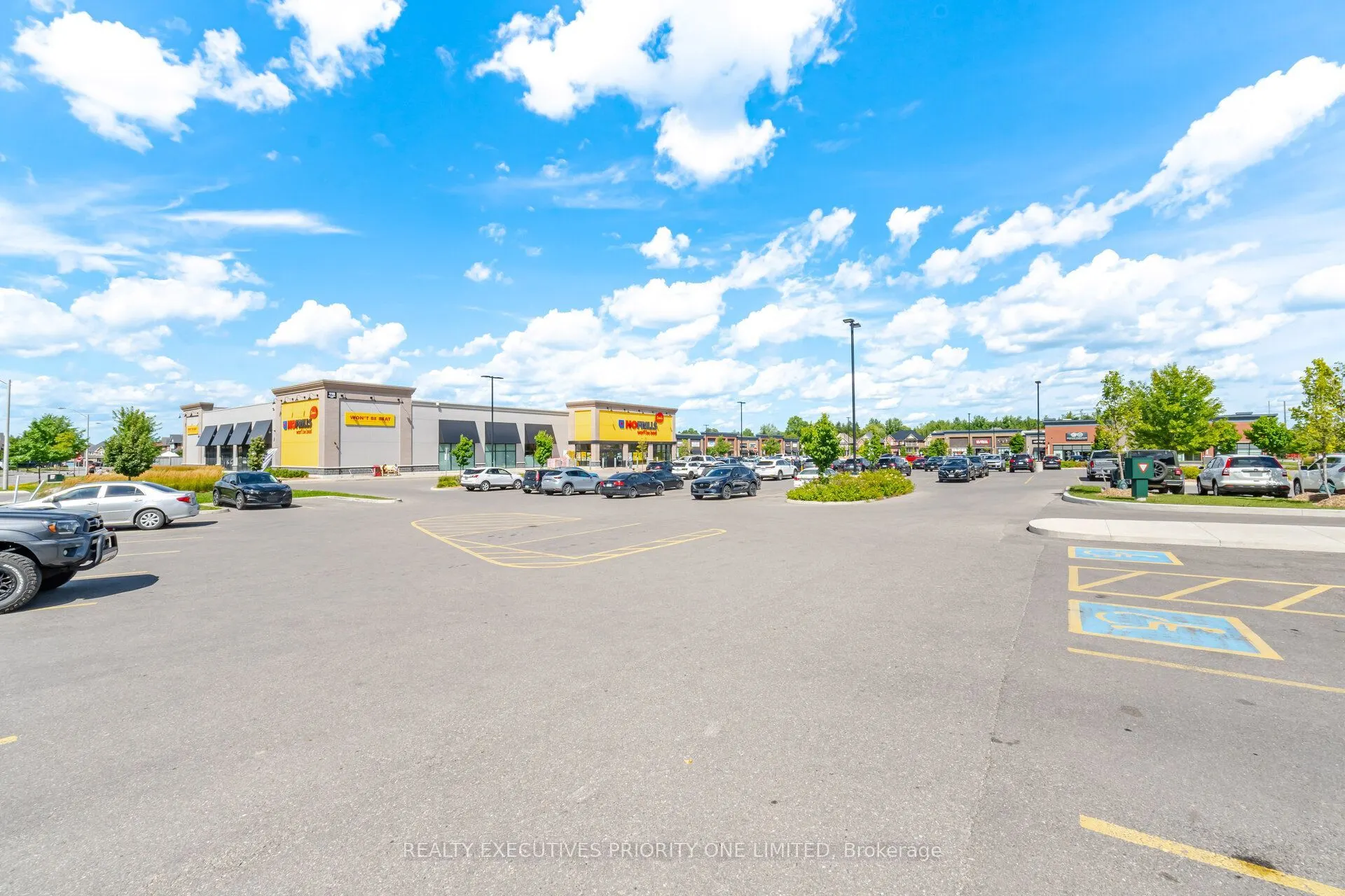77 Mill Street E #2