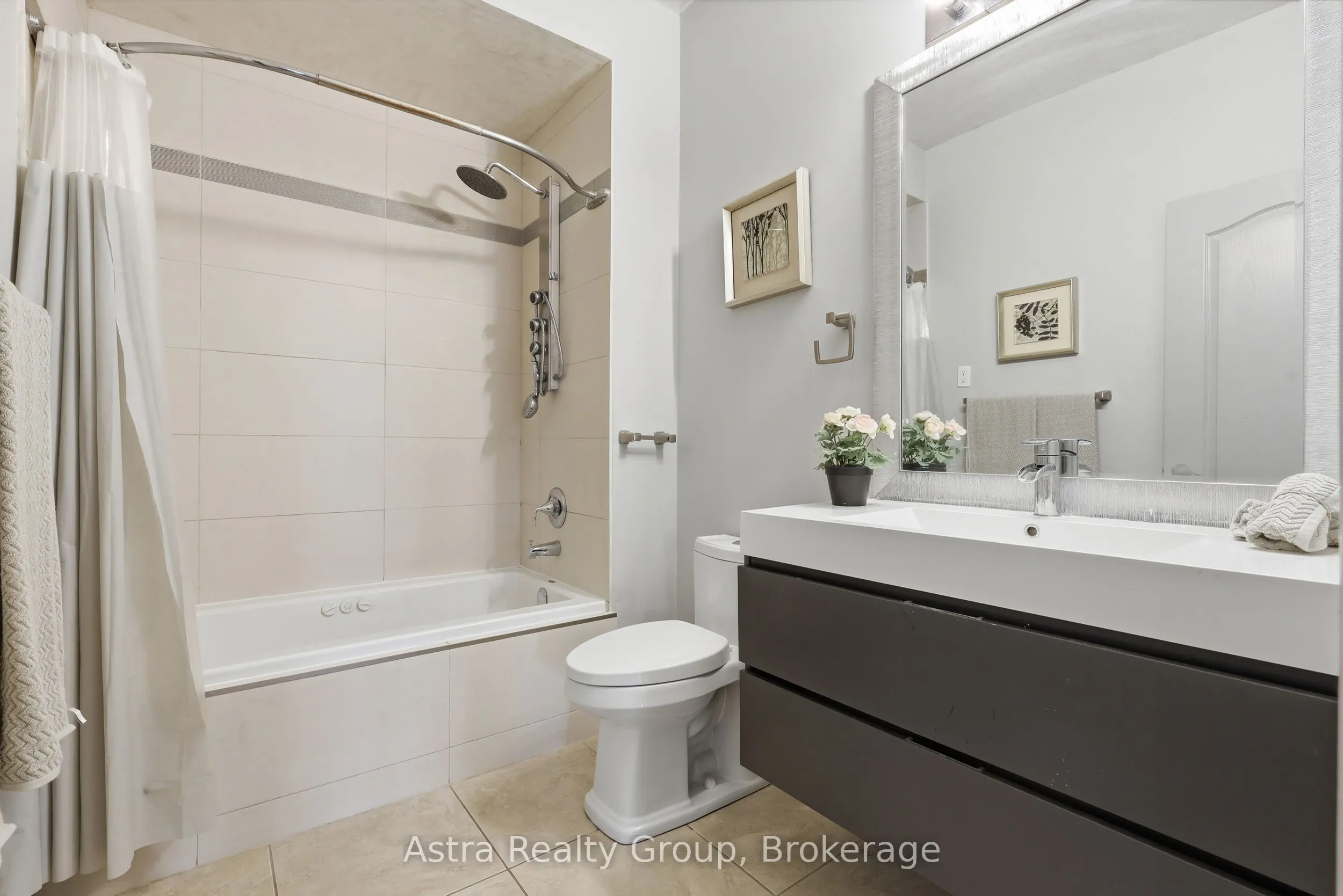 74 Kootenay Ridge