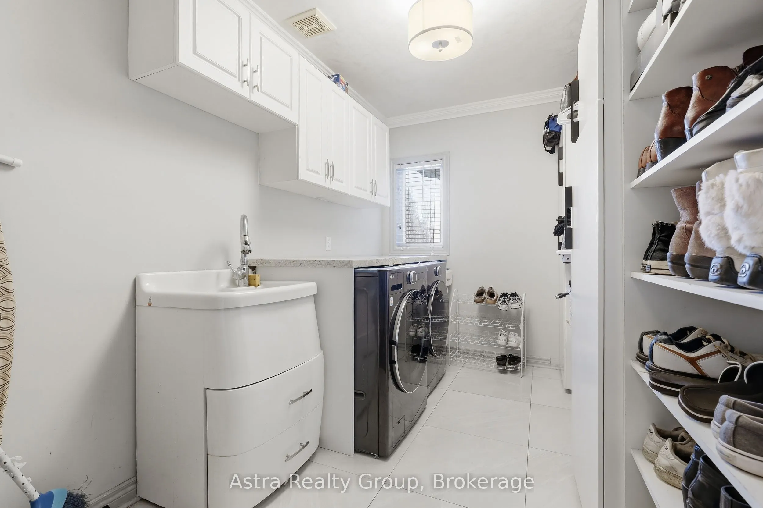 74 Kootenay Ridge