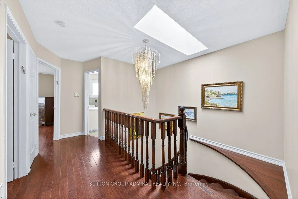 126 Redondo Drive E