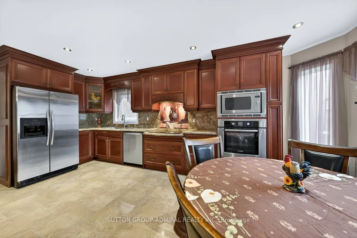 126 Redondo Drive E