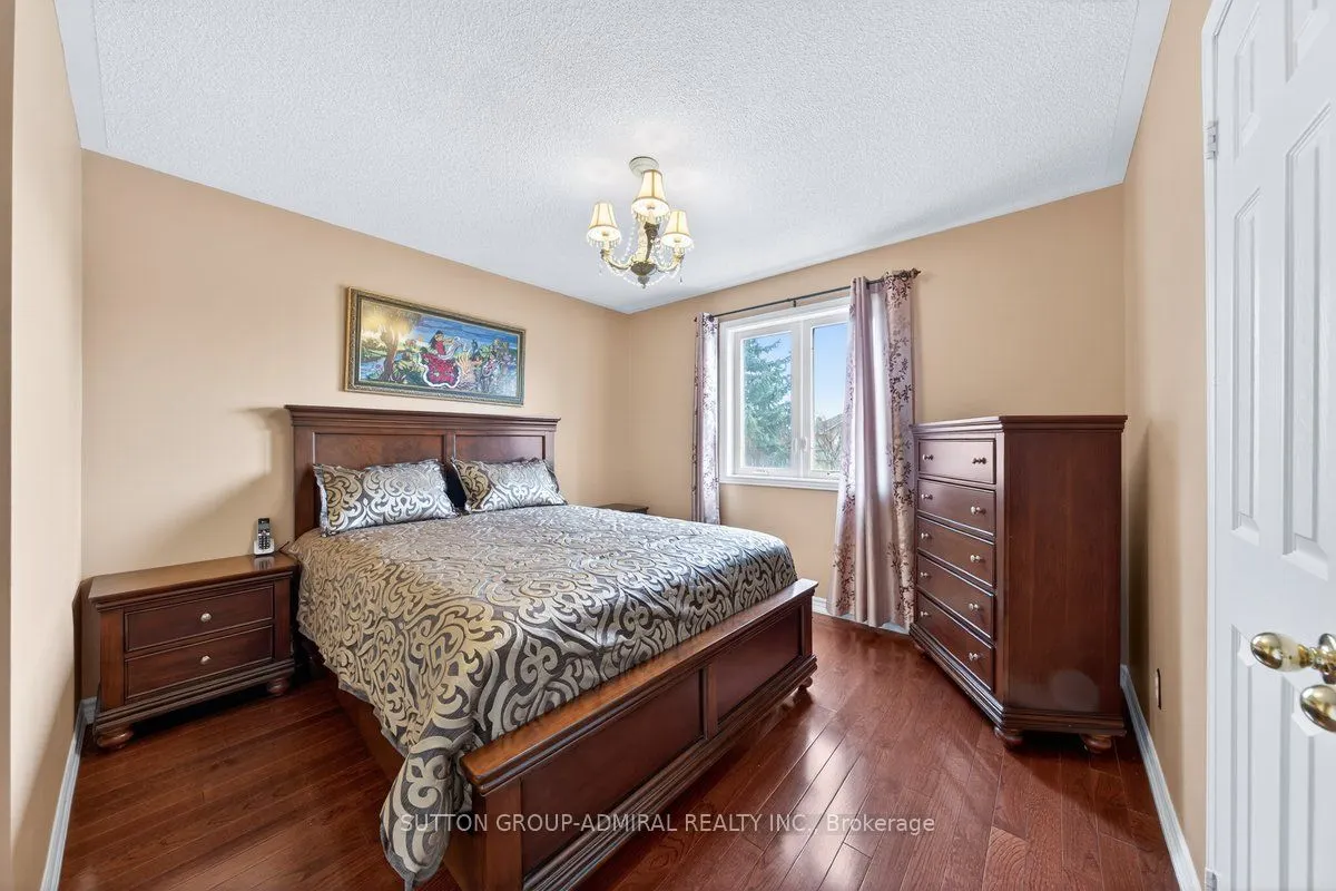 126 Redondo Drive E