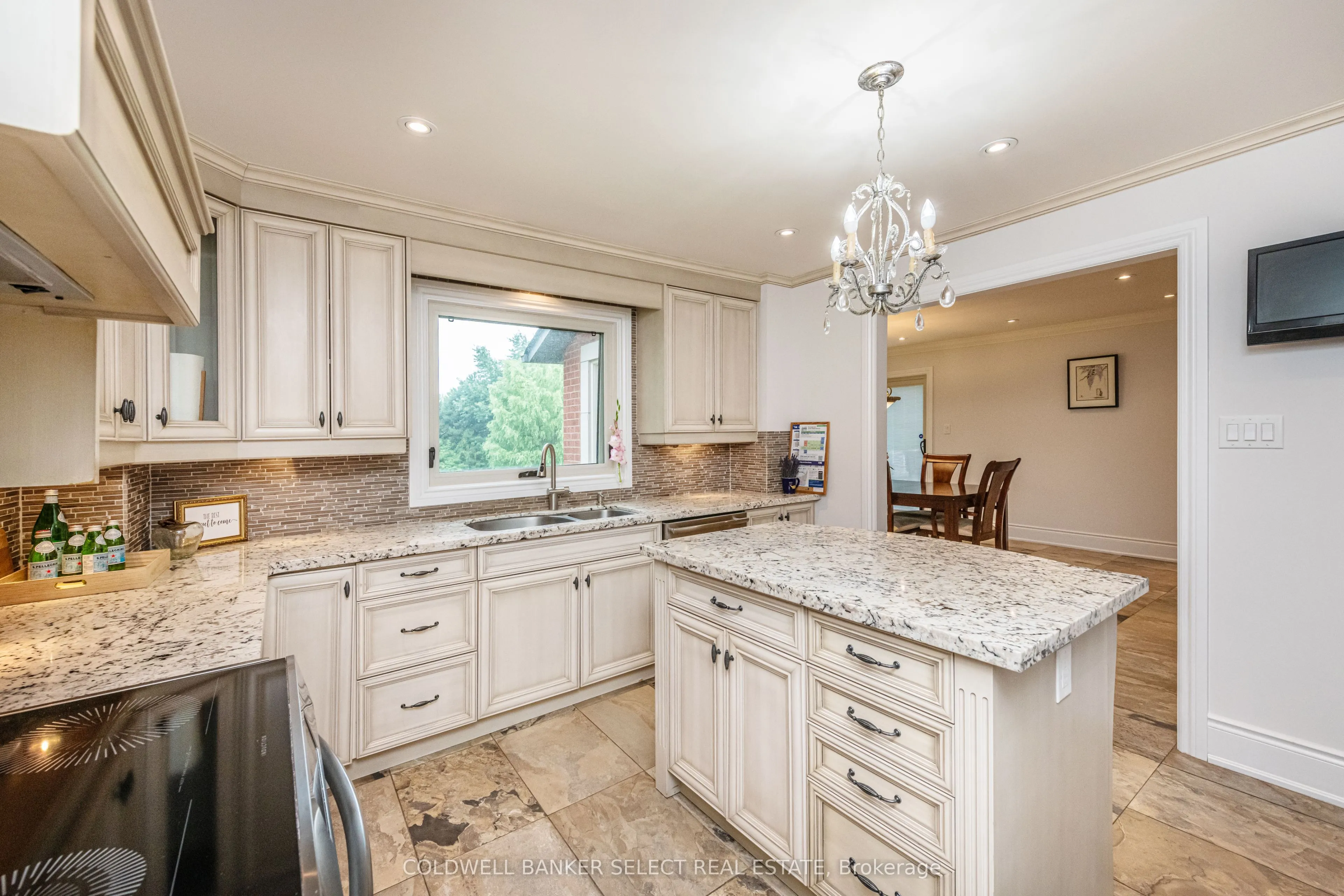 79 Hill Farm Road