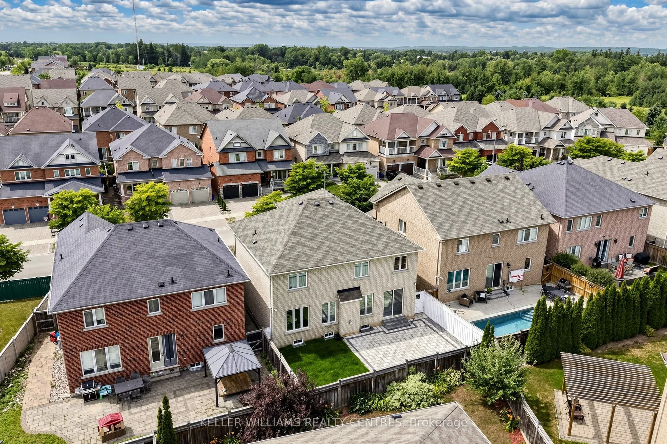 7 Philips Lake Court