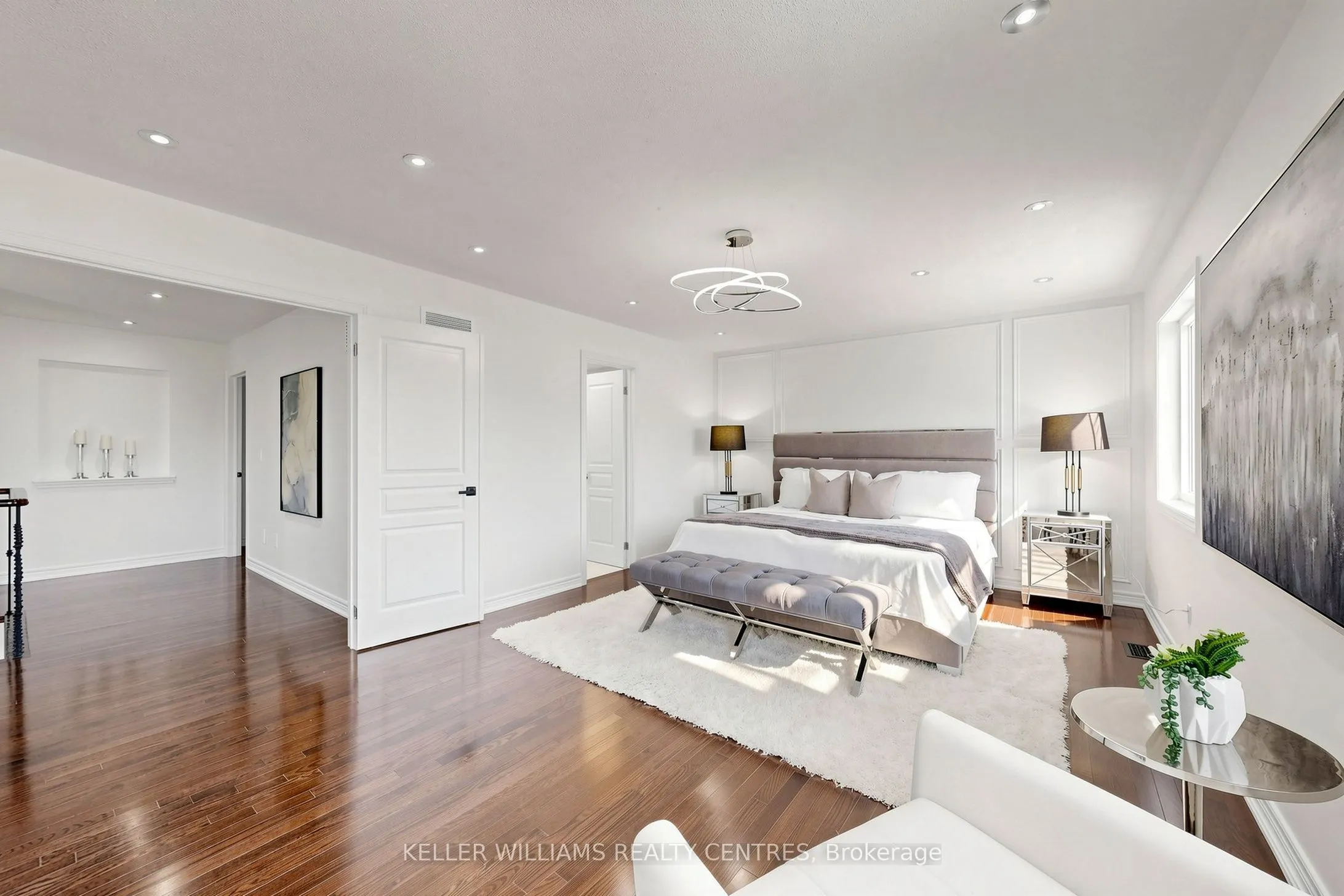 7 Philips Lake Court