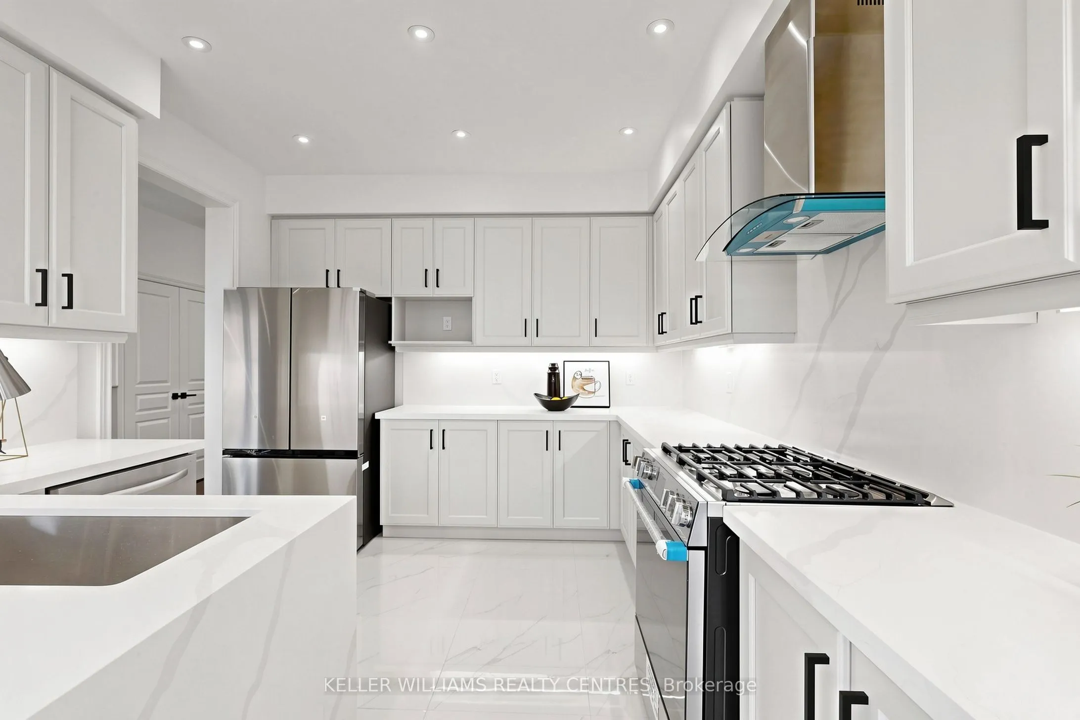 7 Philips Lake Court