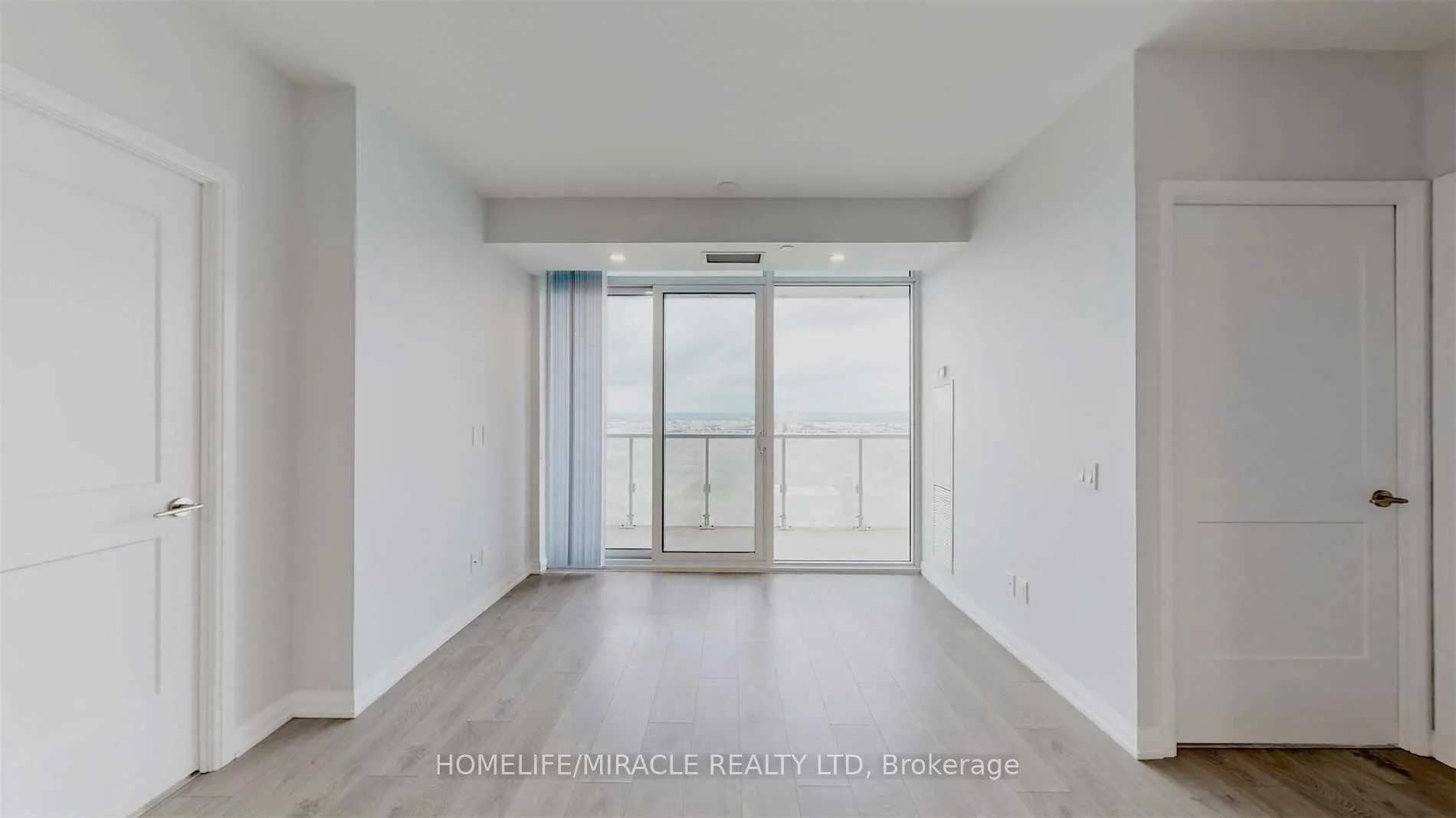 7895 Jane Street #2914