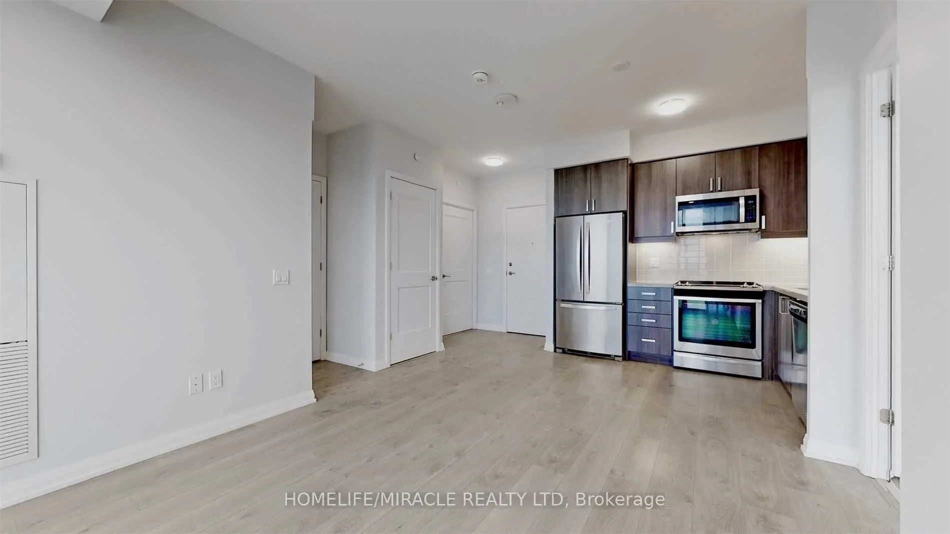 7895 Jane Street #2914