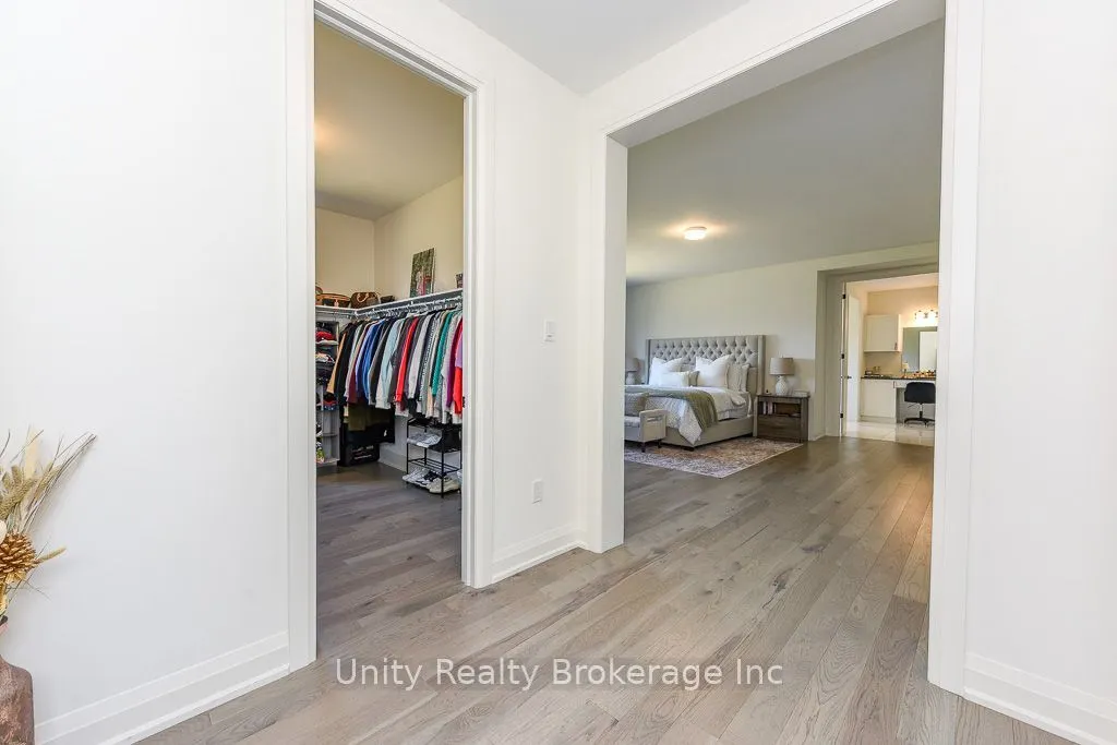 30 Magnolia Avenue N