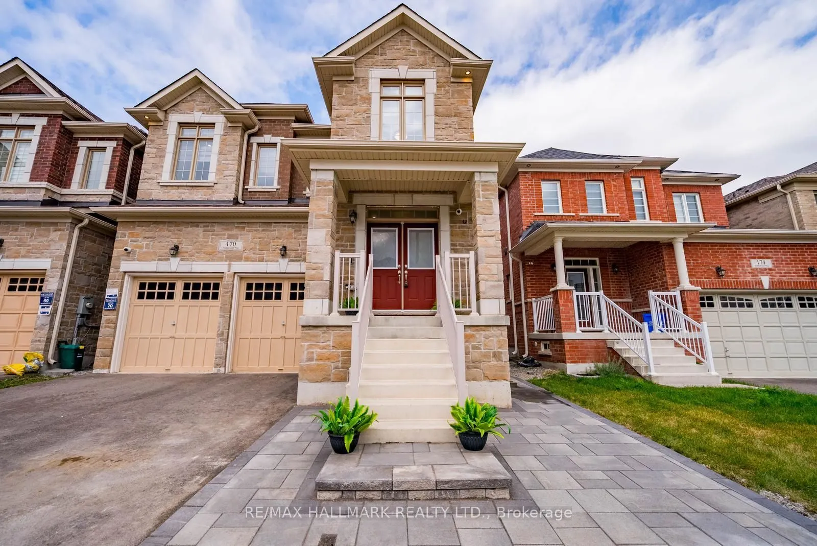 170 Fallharvest Way