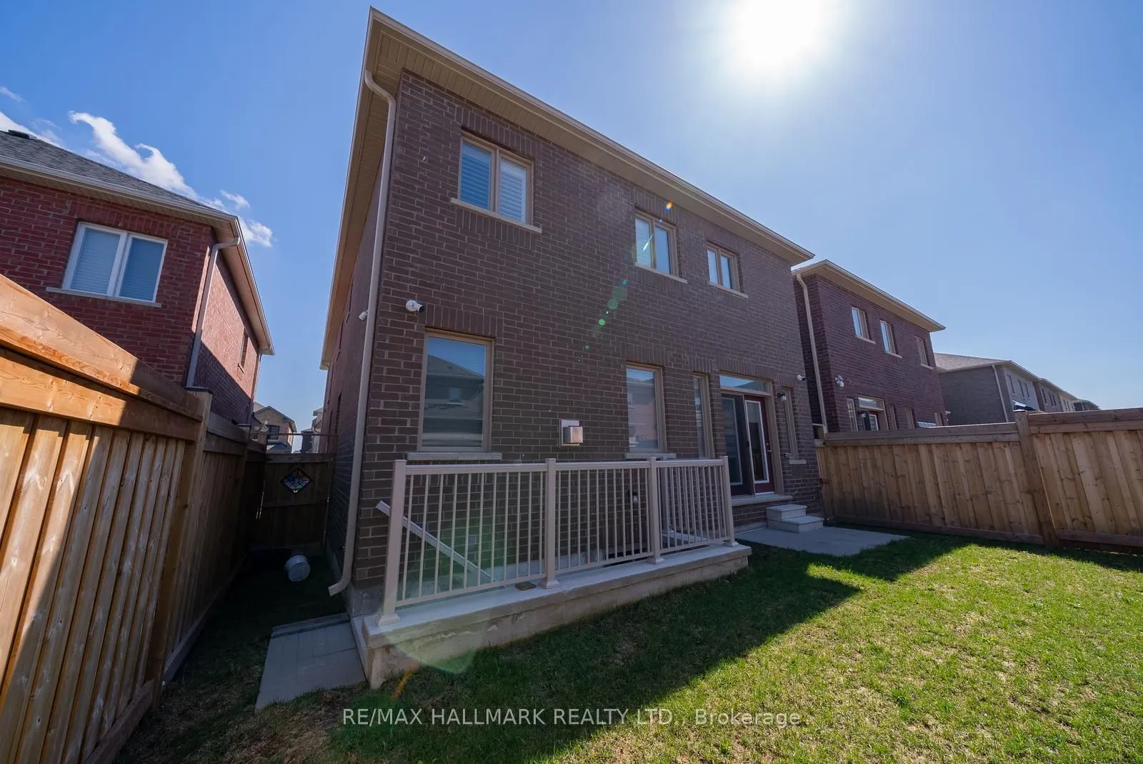 170 Fallharvest Way