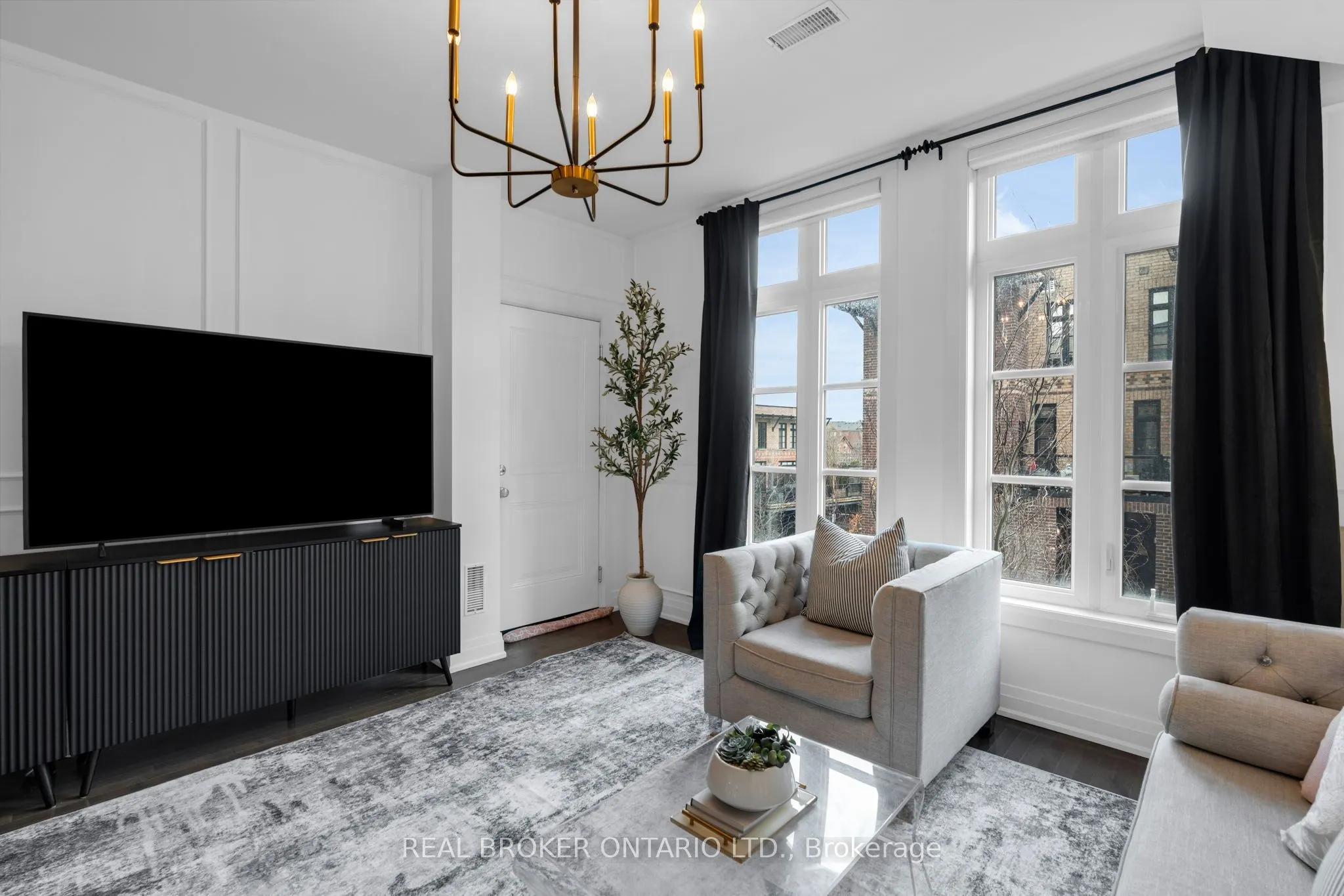 8167 Kipling Avenue #43