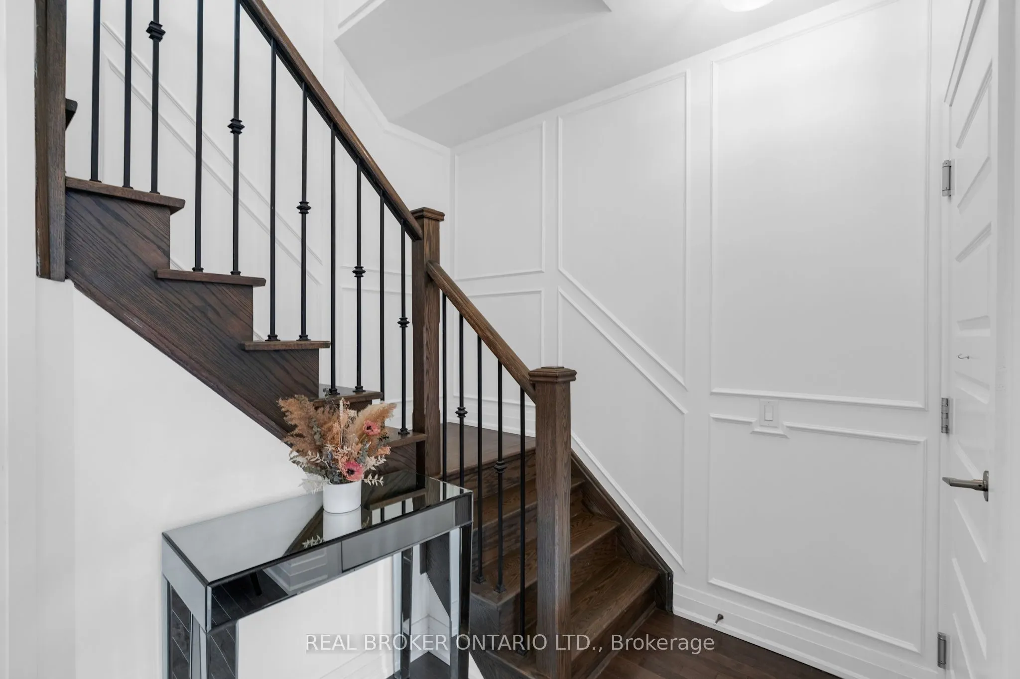 8167 Kipling Avenue #43